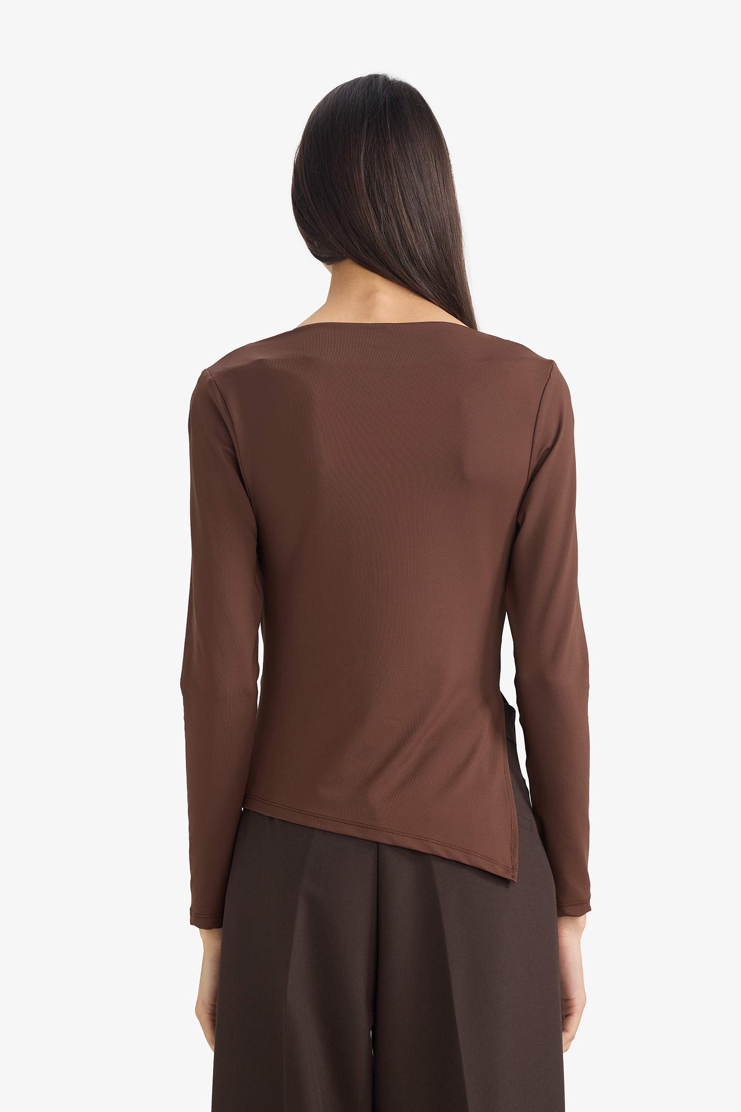 Fitted Crew Neck Long Sleeve T-shirt