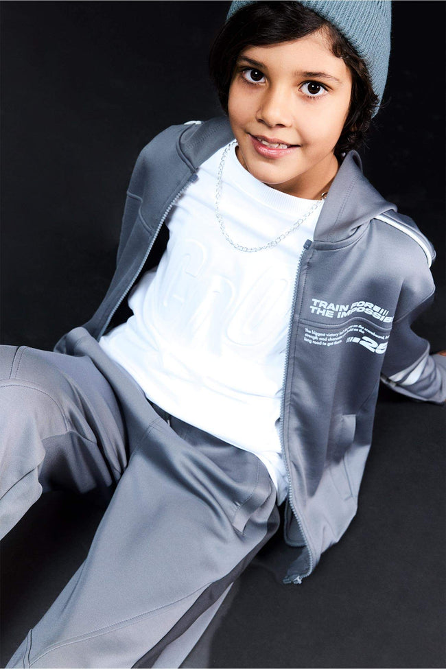 Oversize Wide Fit Crew Neck Printed Long Sleeve T-Shirt For Boys Hover Image