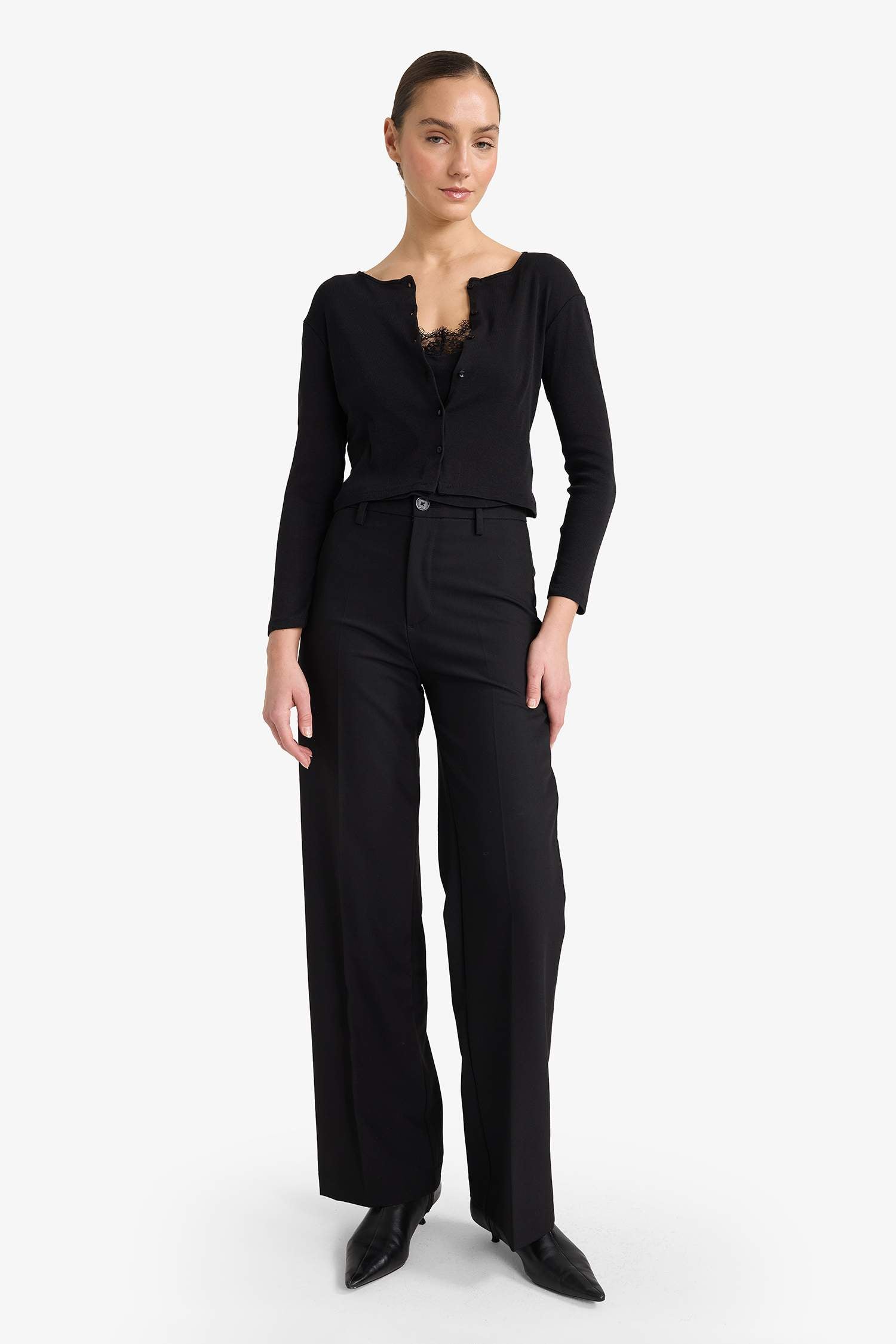 Slim Fit Narrow Cut Crew Neck Ribbed Long Sleeve T-Shirt