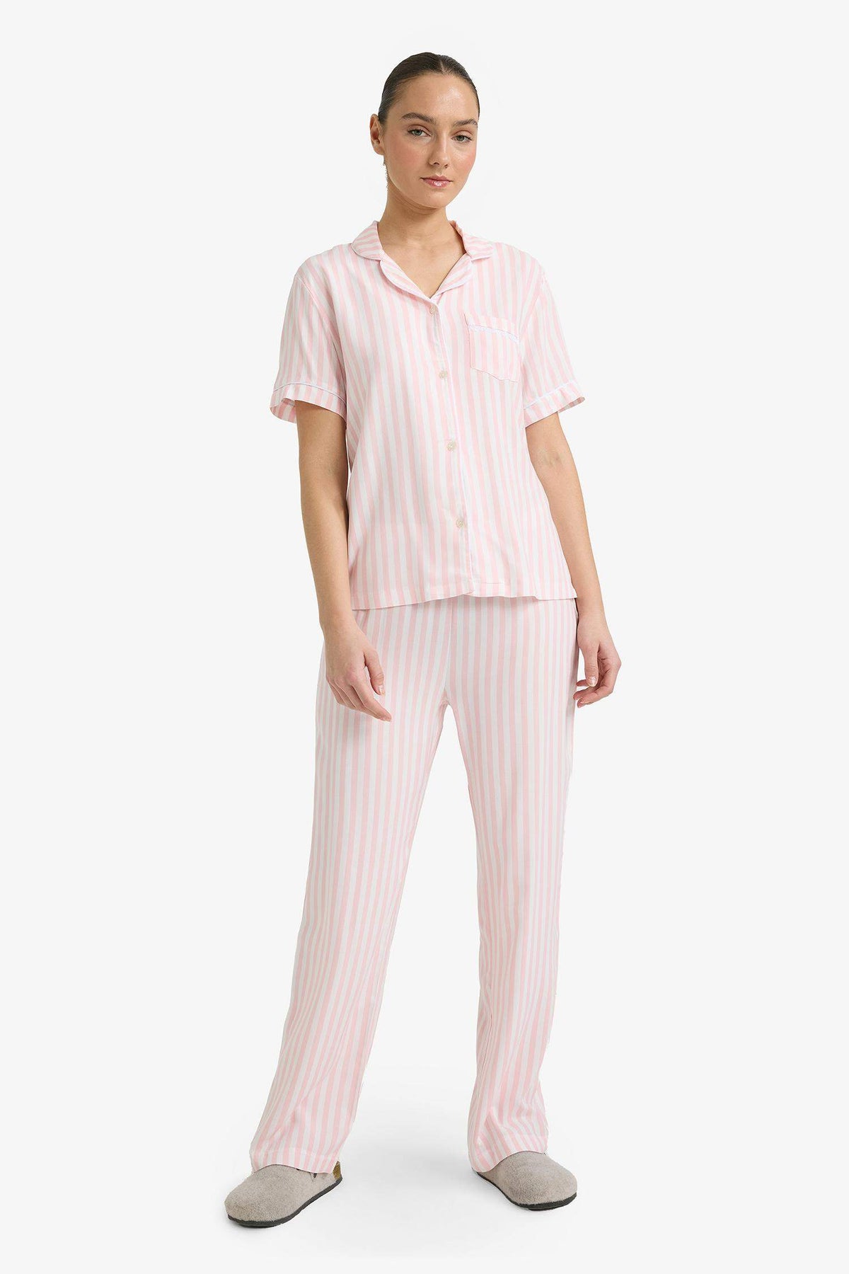 Pajama Set Regular Fit Striped Short-Sleeved Top and Long Bottoms
