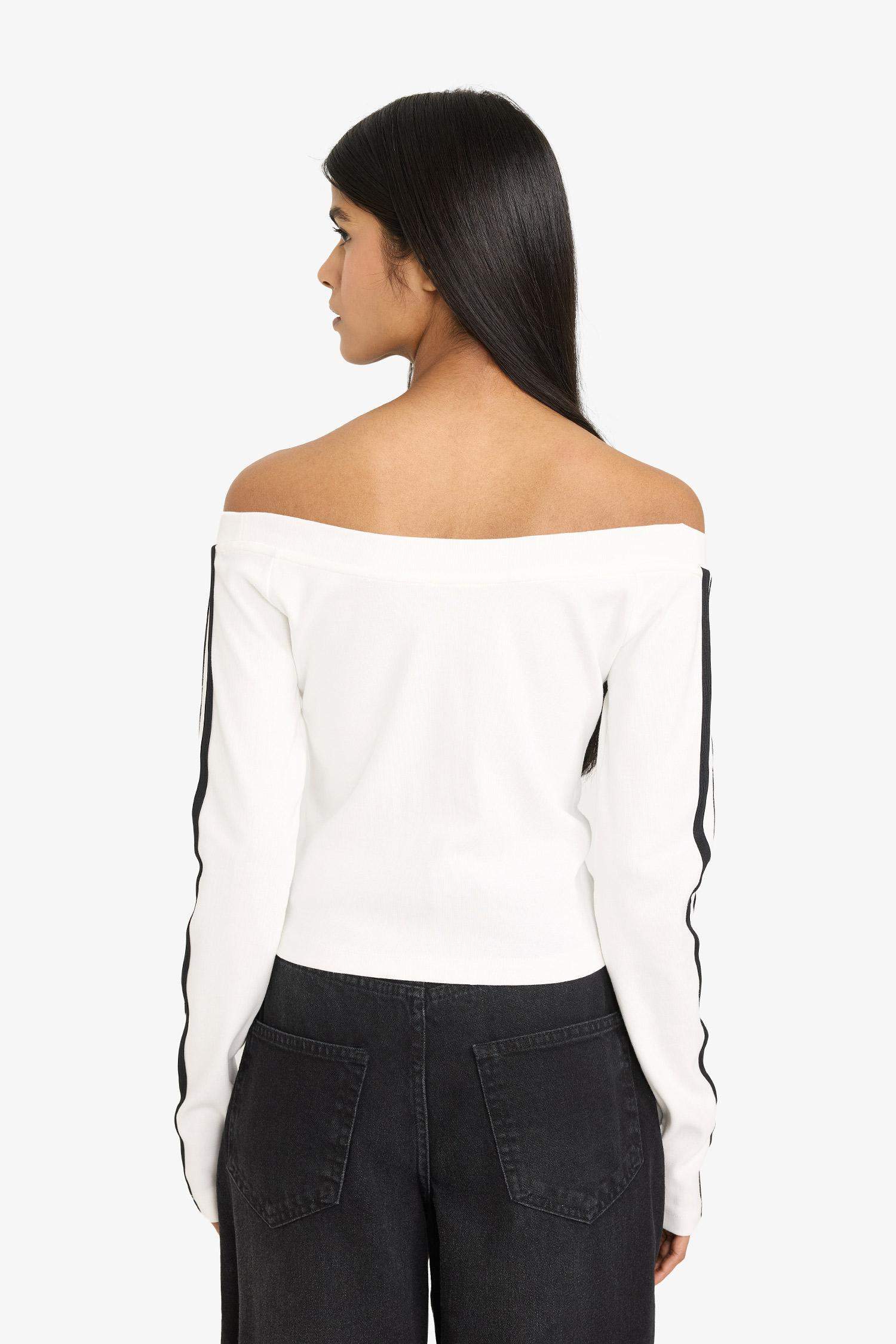 Fitted Boat Neck Printed Ribbed T-Shirt