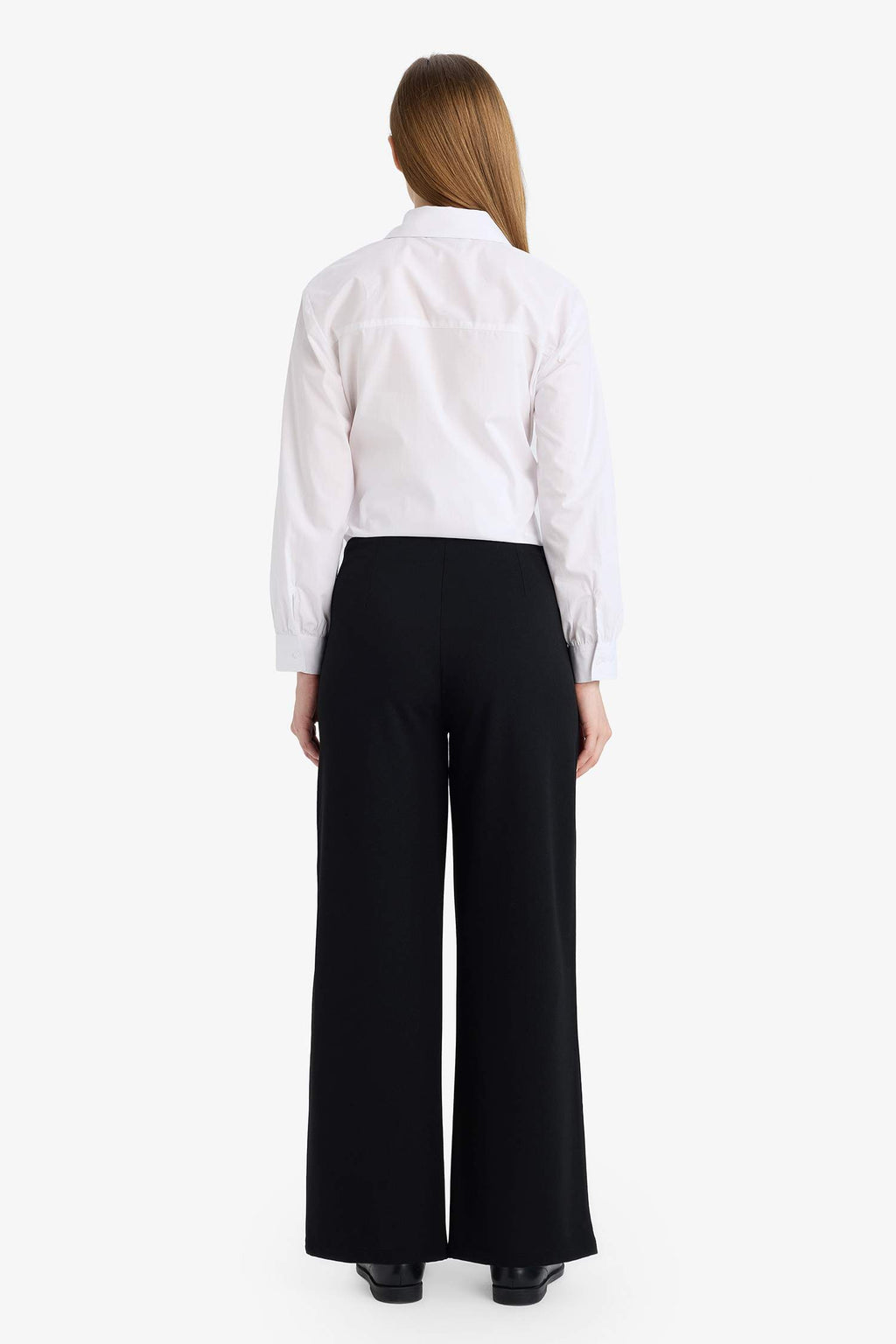 Straight Fit Crepe Pants