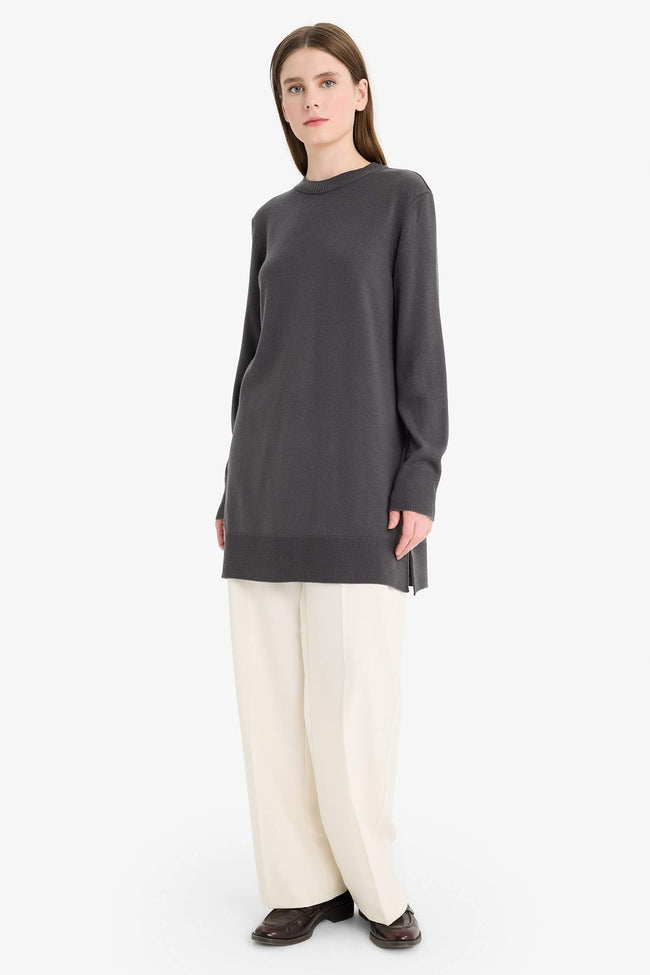 Regular Fit Crew Neck Slit Basic Plain Knitwear Sweater Tunic Main Image