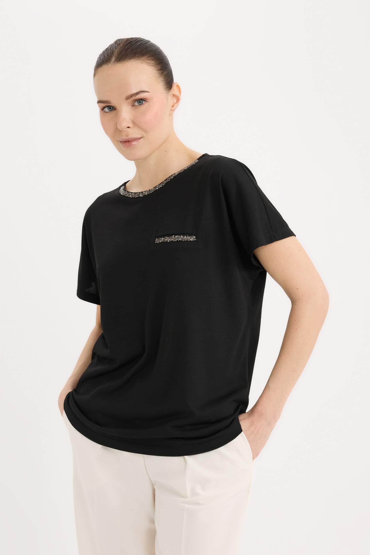 Crew Neck Printed Black Short Sleeve T-Shirt