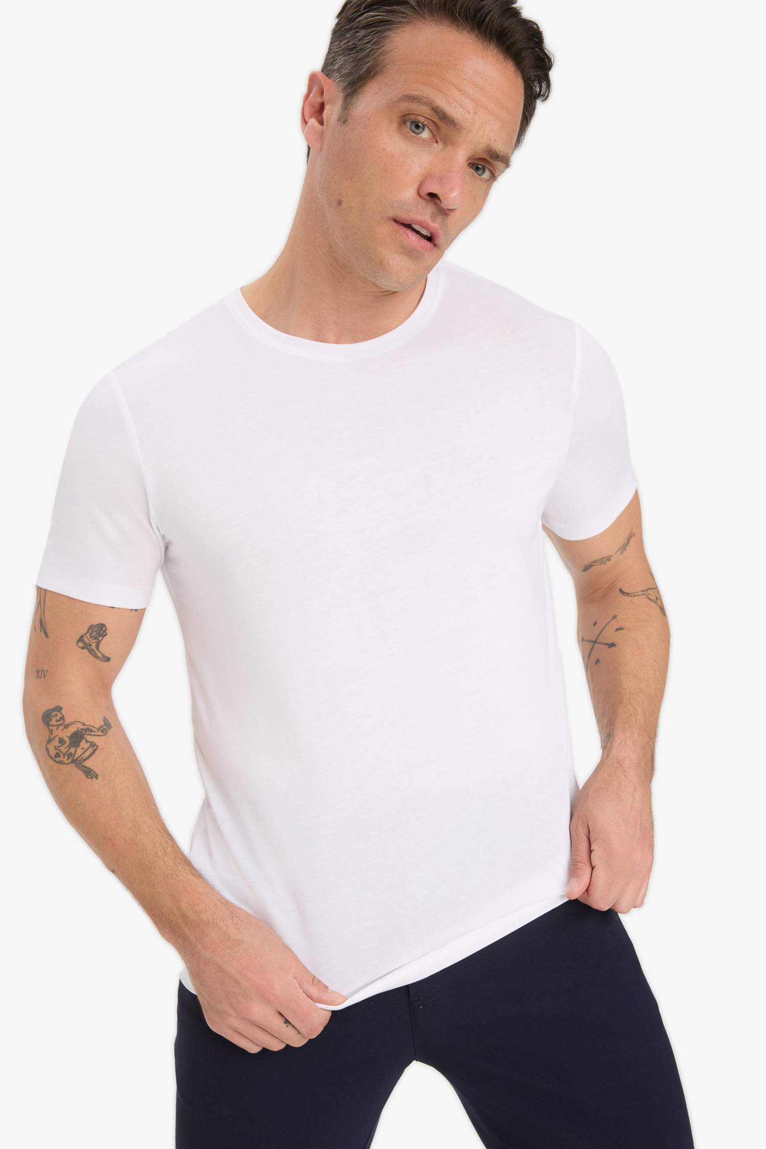 Slim Fit Slim Cut Crew Neck Basic Plain Short Sleeve T-Shirt
