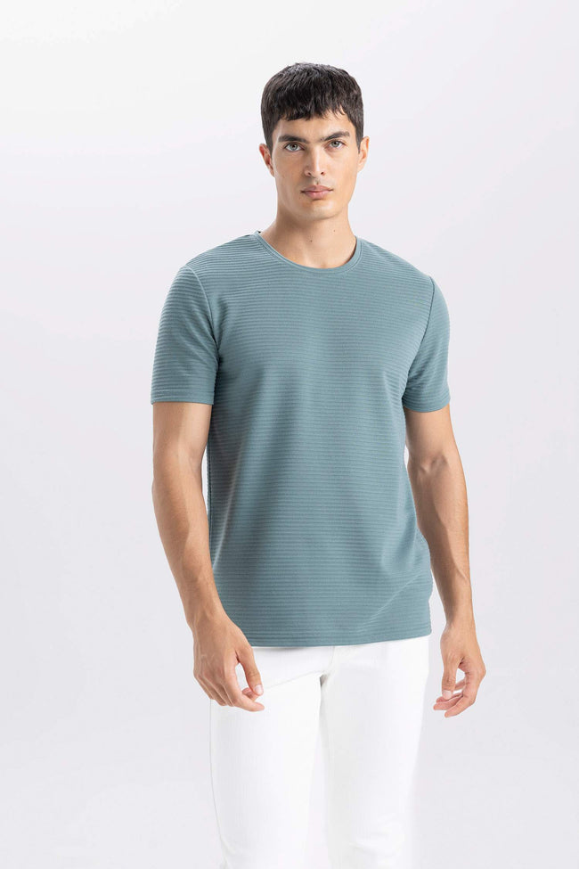 Slim Fit Crew Neck Basic Short Sleeve T-Shirt Hover Image
