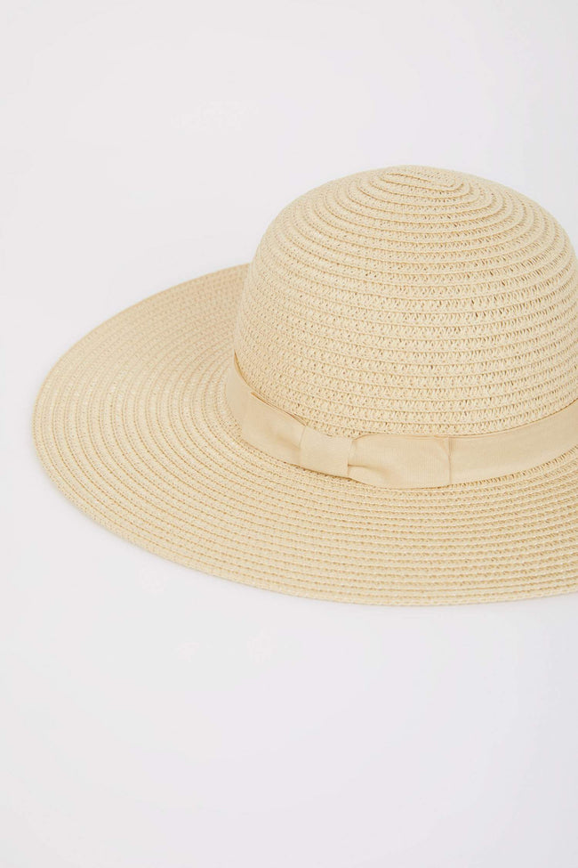 Straw hat for women Main Image