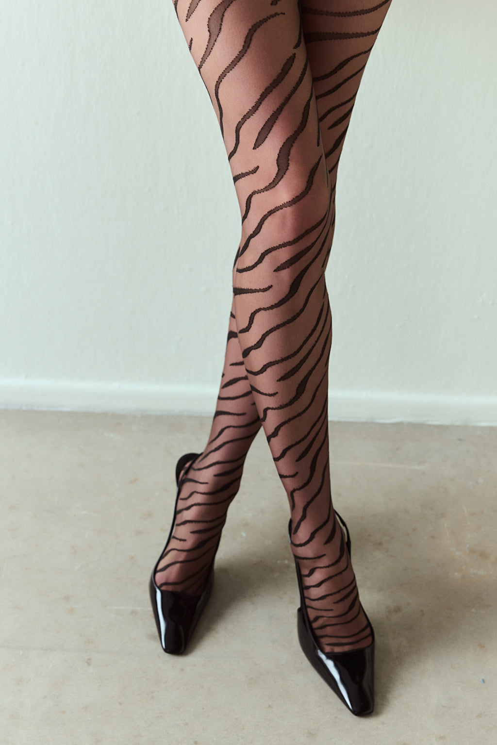 Chestnut Zebra Patterned 20 Denier Tights