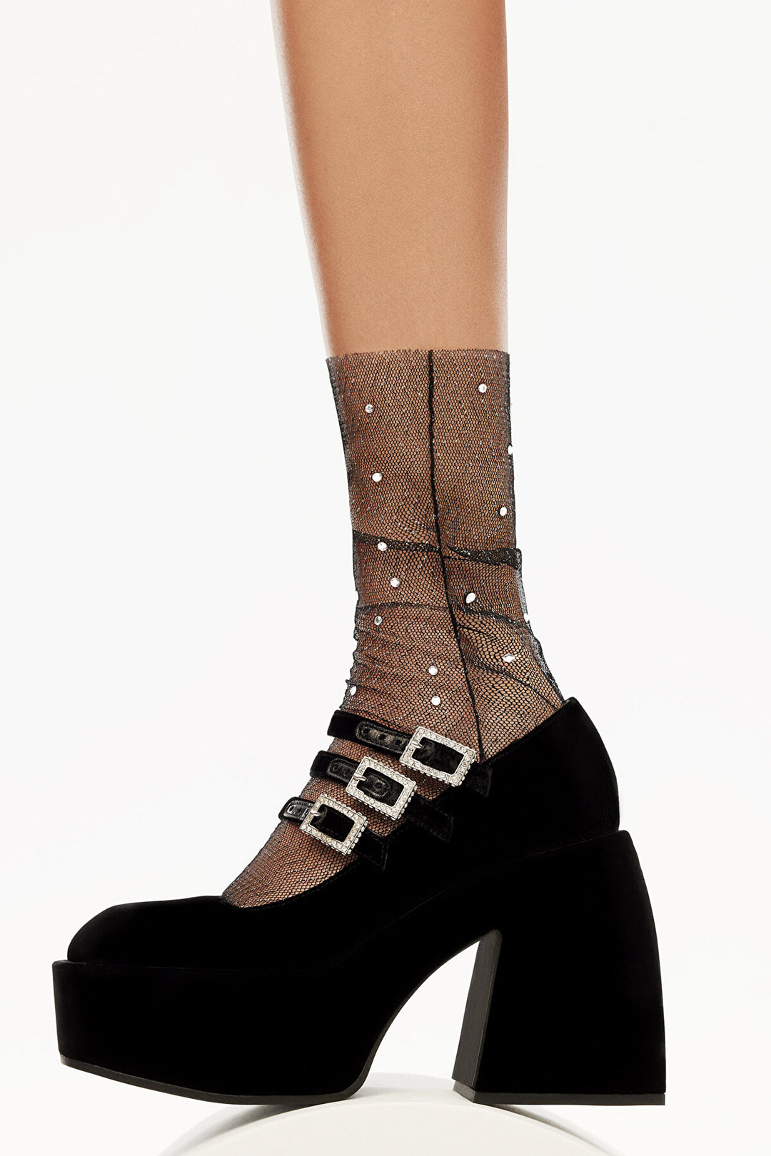 Sparkle Waved Black Socket Socks-Pentilicious