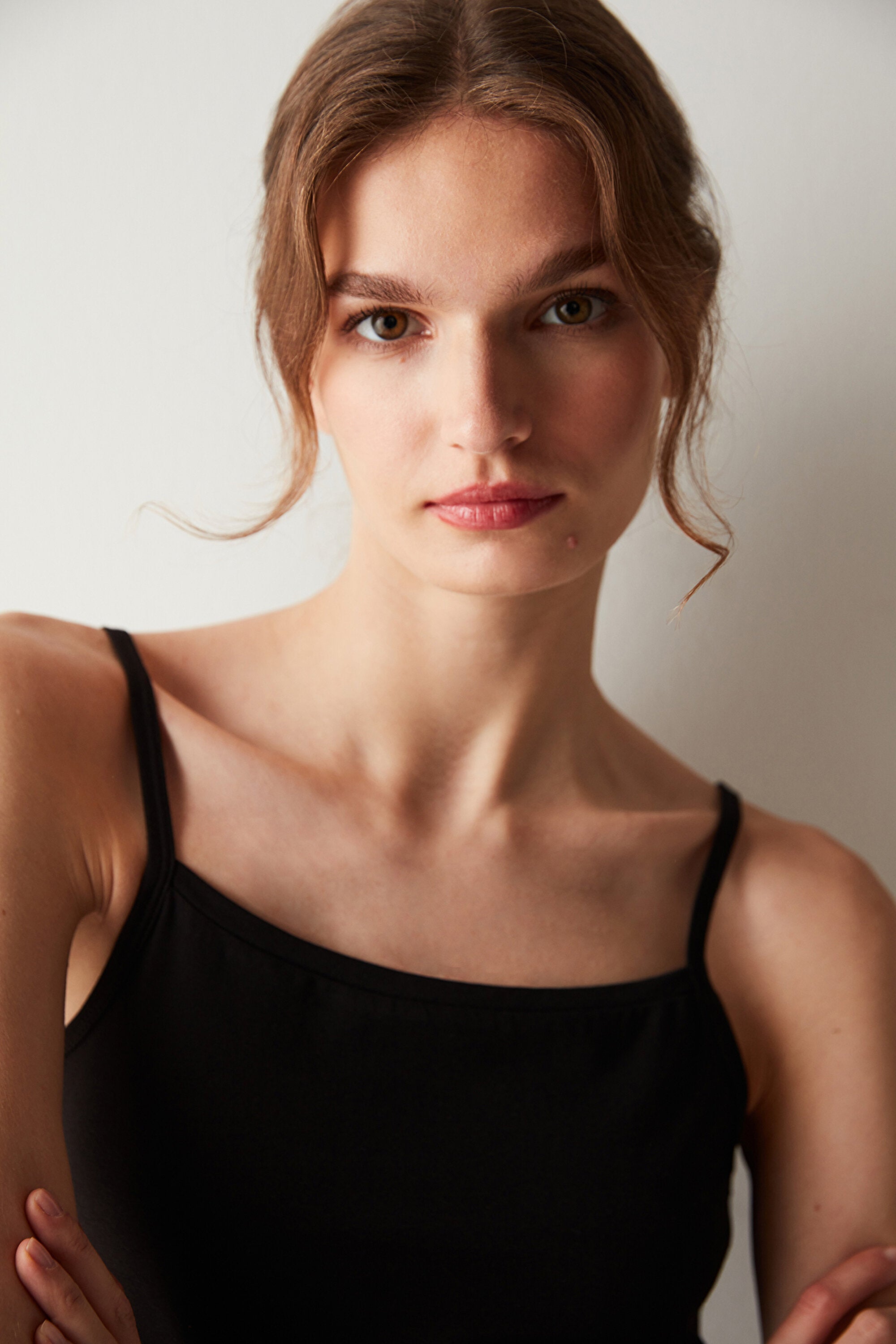 Black Basic Tank Top with Straps