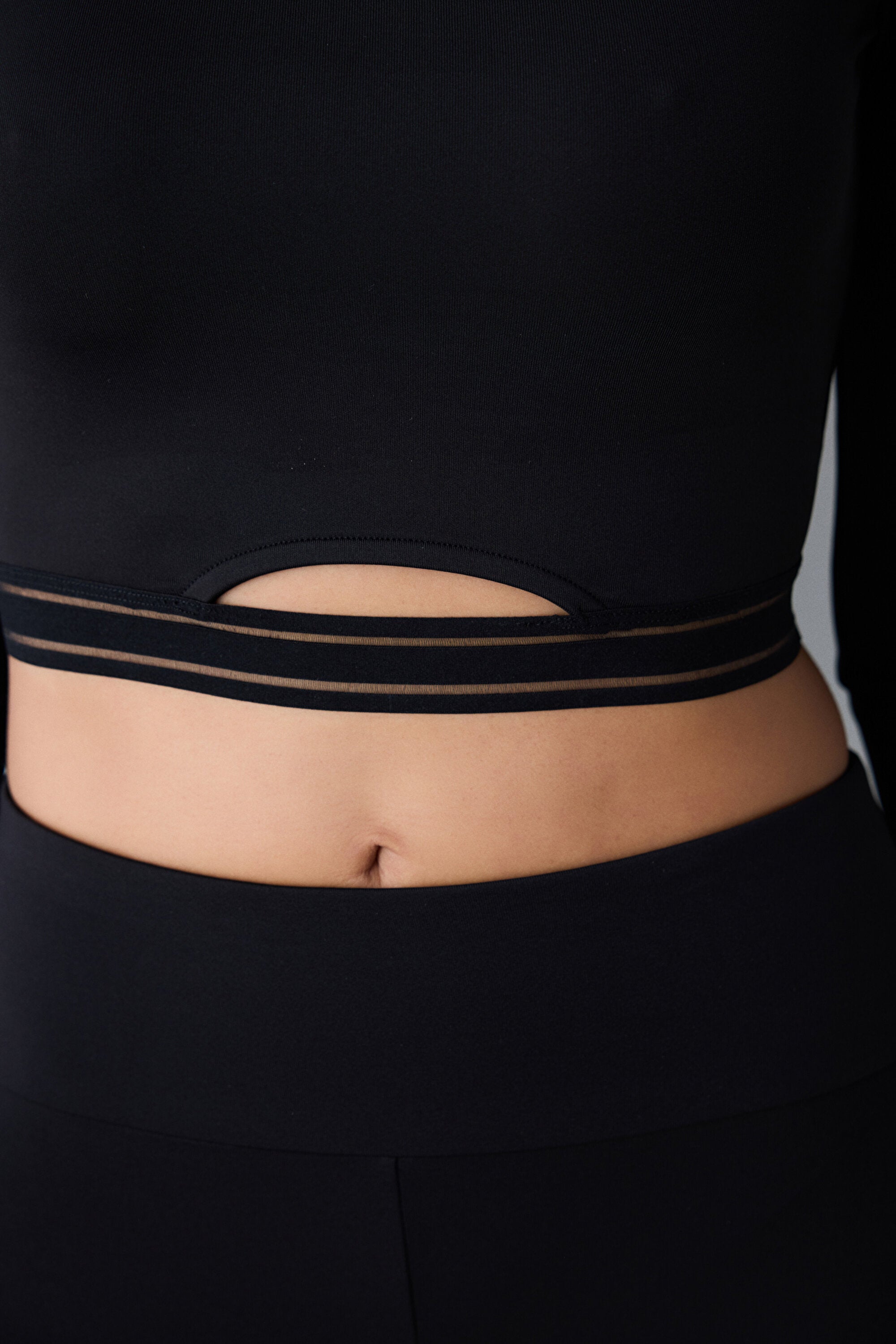 Black Tulle Detailed Long Sleeve Top