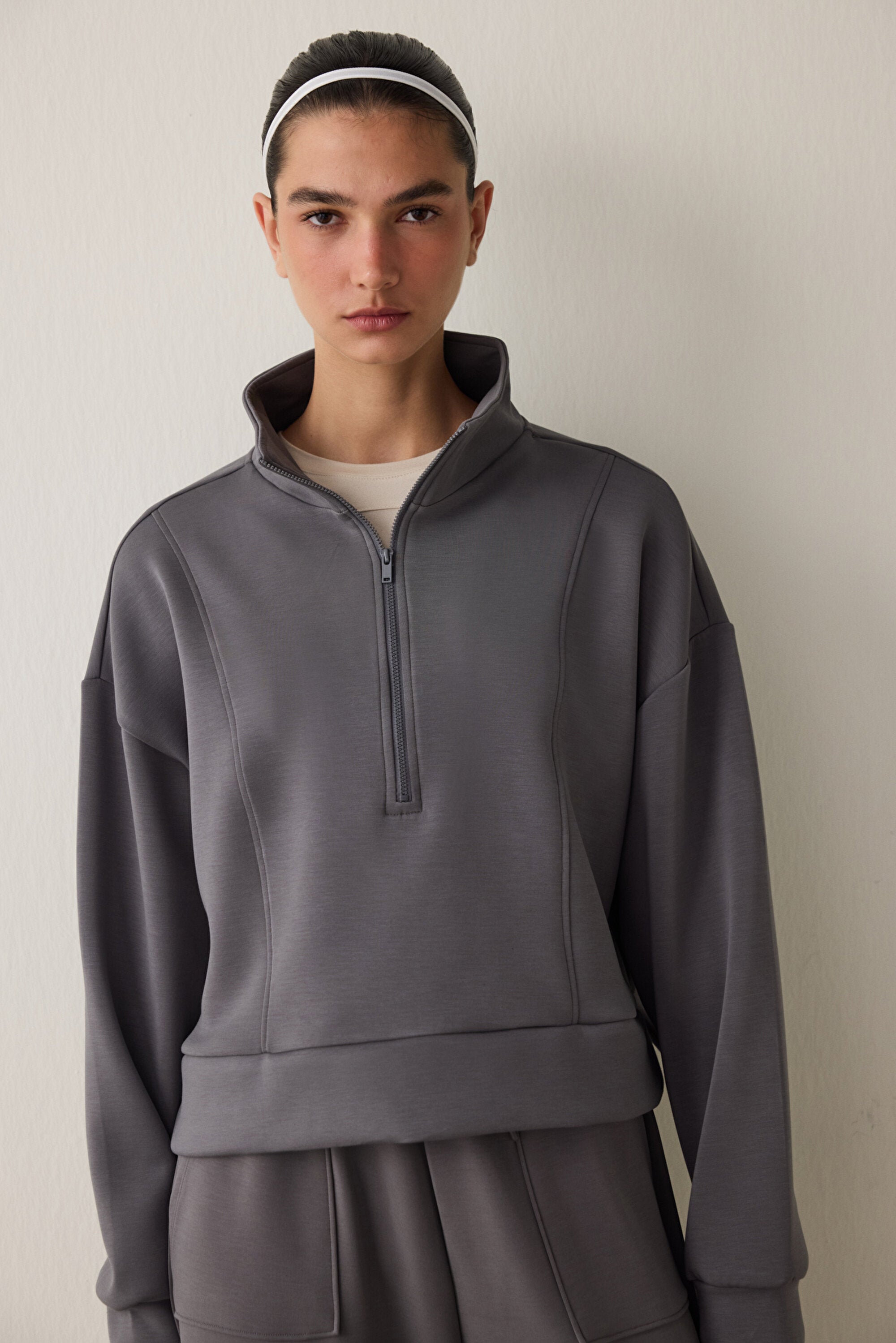 Gray Modal Stand-Up Zipper Collar Sweatshirt