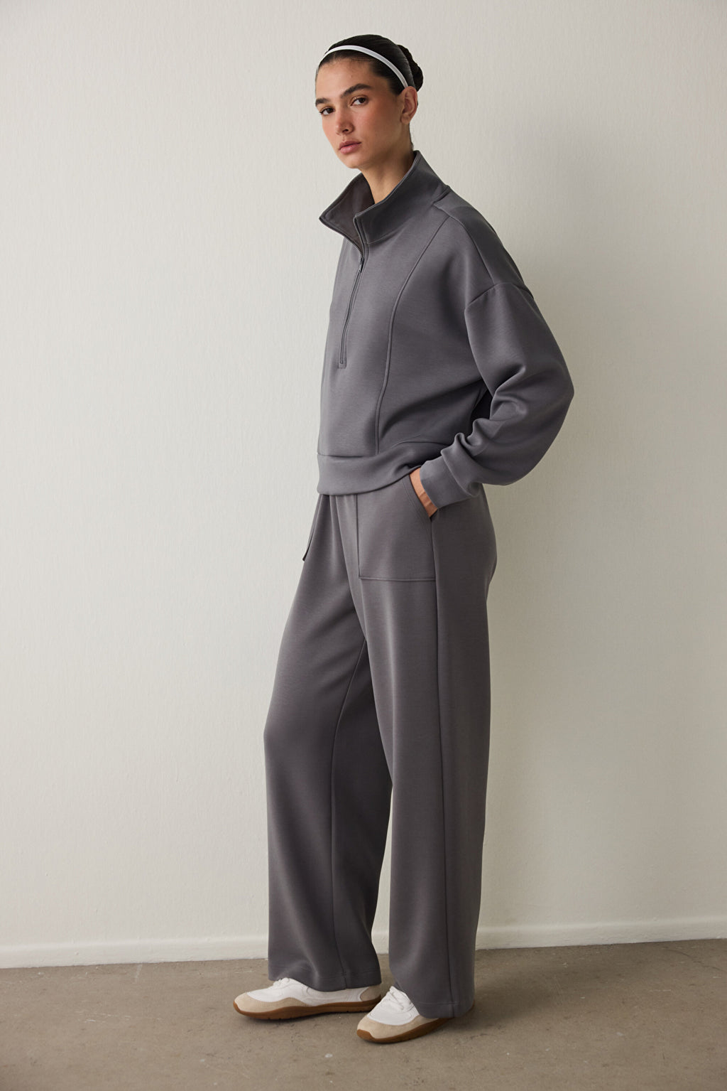 Gray Modal Stand-Up Zipper Collar Sweatshirt