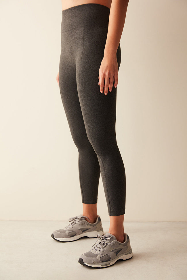 Chic Thermal Leggings Hover Image