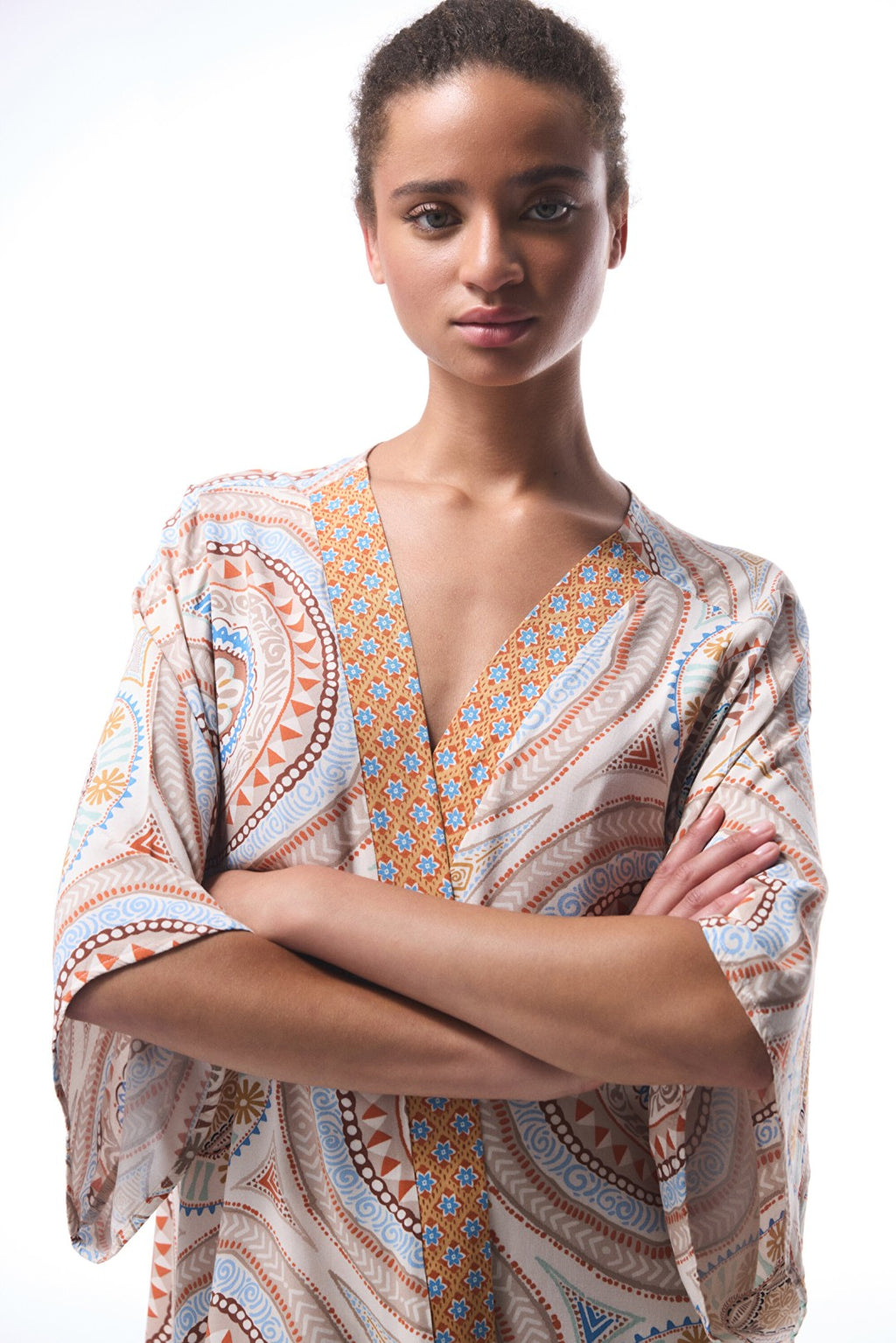 Della Ethnic Pattern V-Neck Maxi Kimono