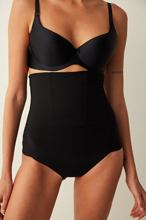 حمالة كورسيه سوداء بجودة ممتازة