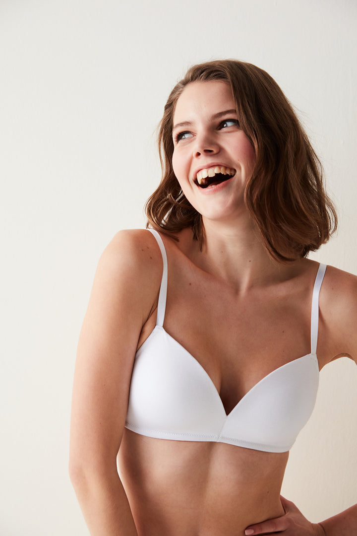 #Hiccamashi White Cosy Non-wired Cotton Bra