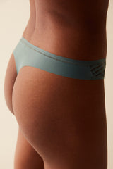 كولون من اسينشيال