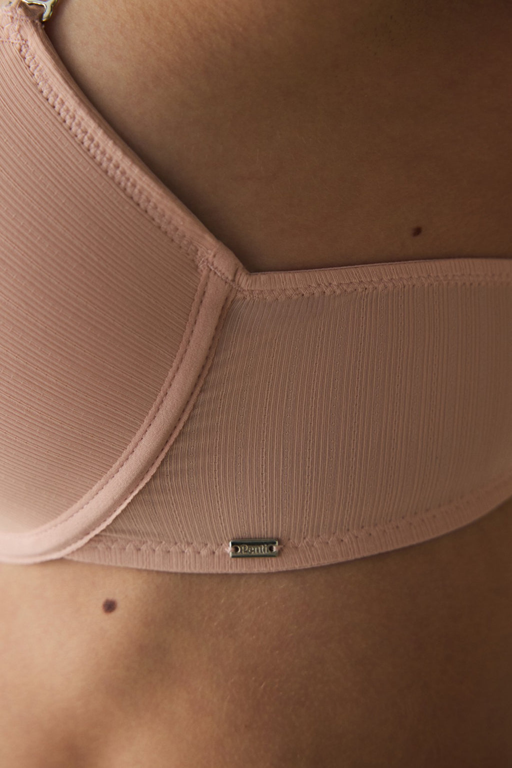 Burgundy Underwired Push-Up Bra with Adjustable Straps