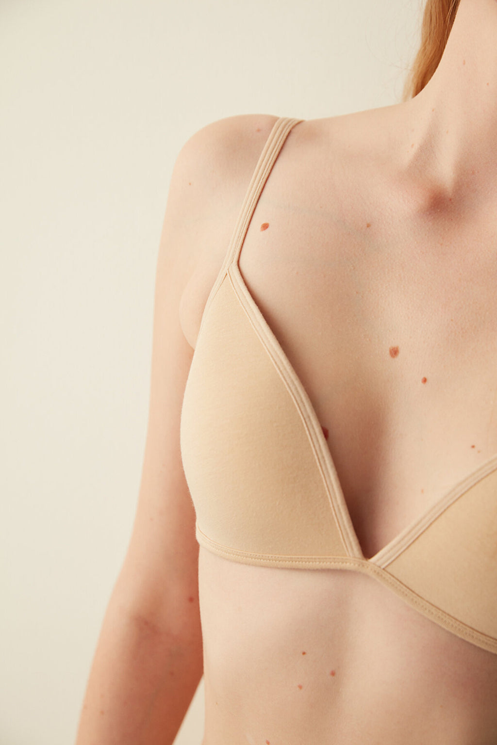 #Hiccamashi White Wire-Free Flex Flexible Bra