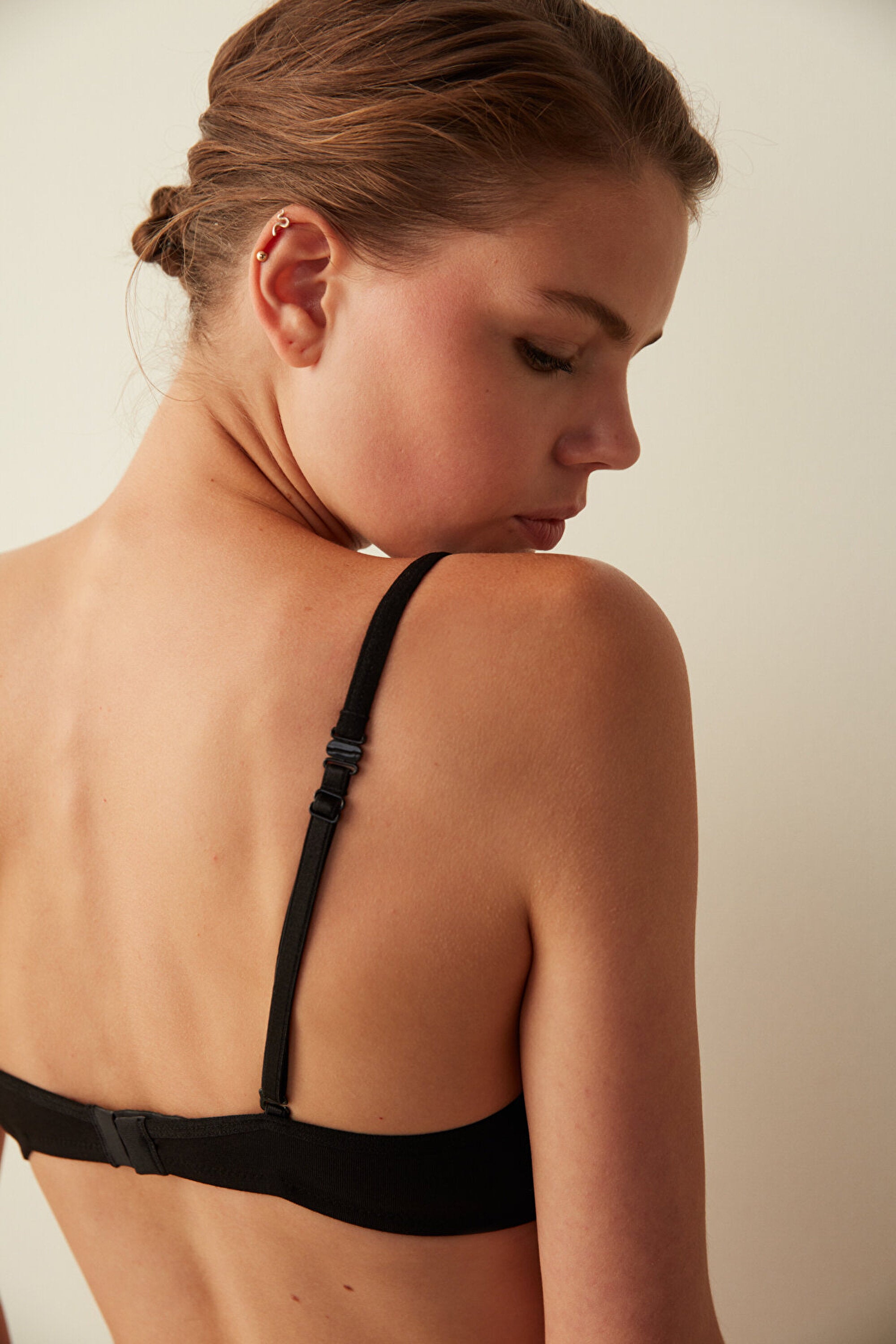 #Hiccamashi White Wire-Free Flex Flexible Bra