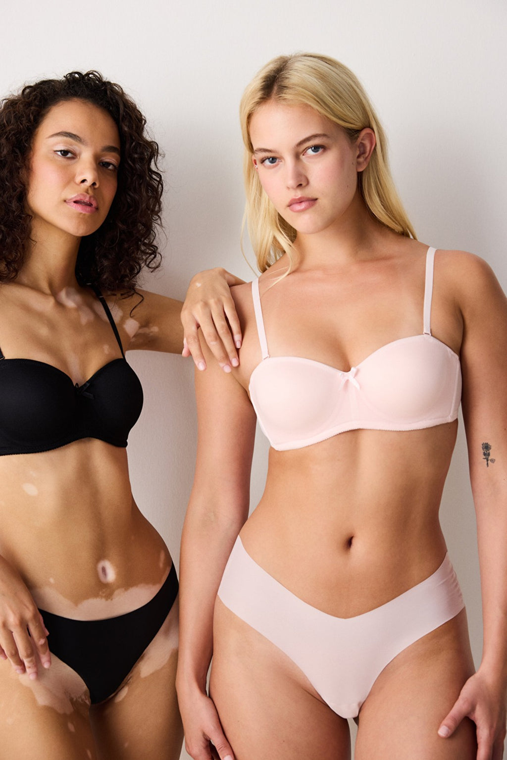 White Underwire Non-Padded Lotus Bra