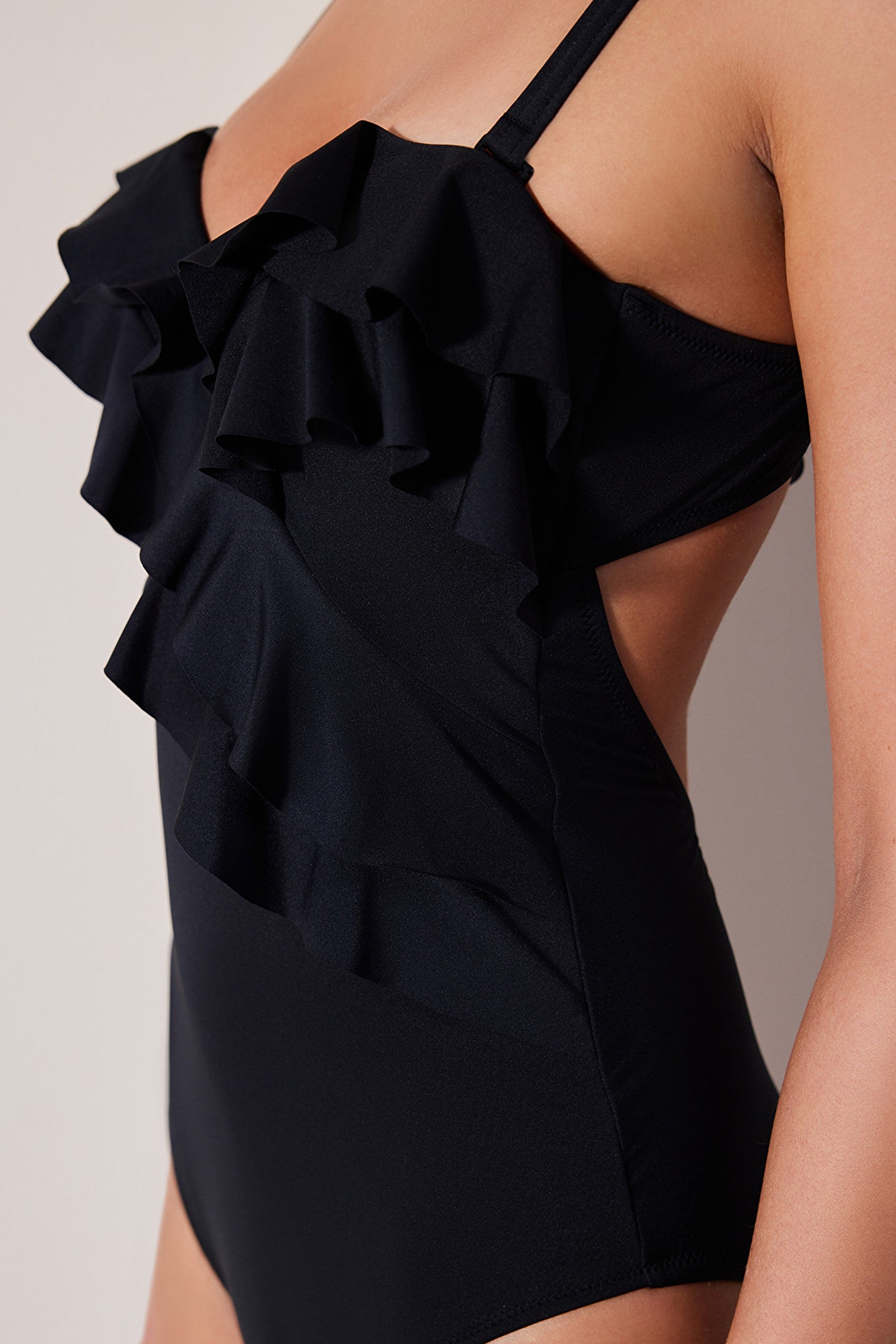 Basic Miracle Corset Black Suit