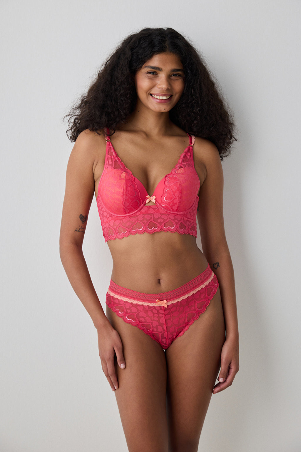 Laluce Broderie Longline Bra - Penti Loves Paris Collection