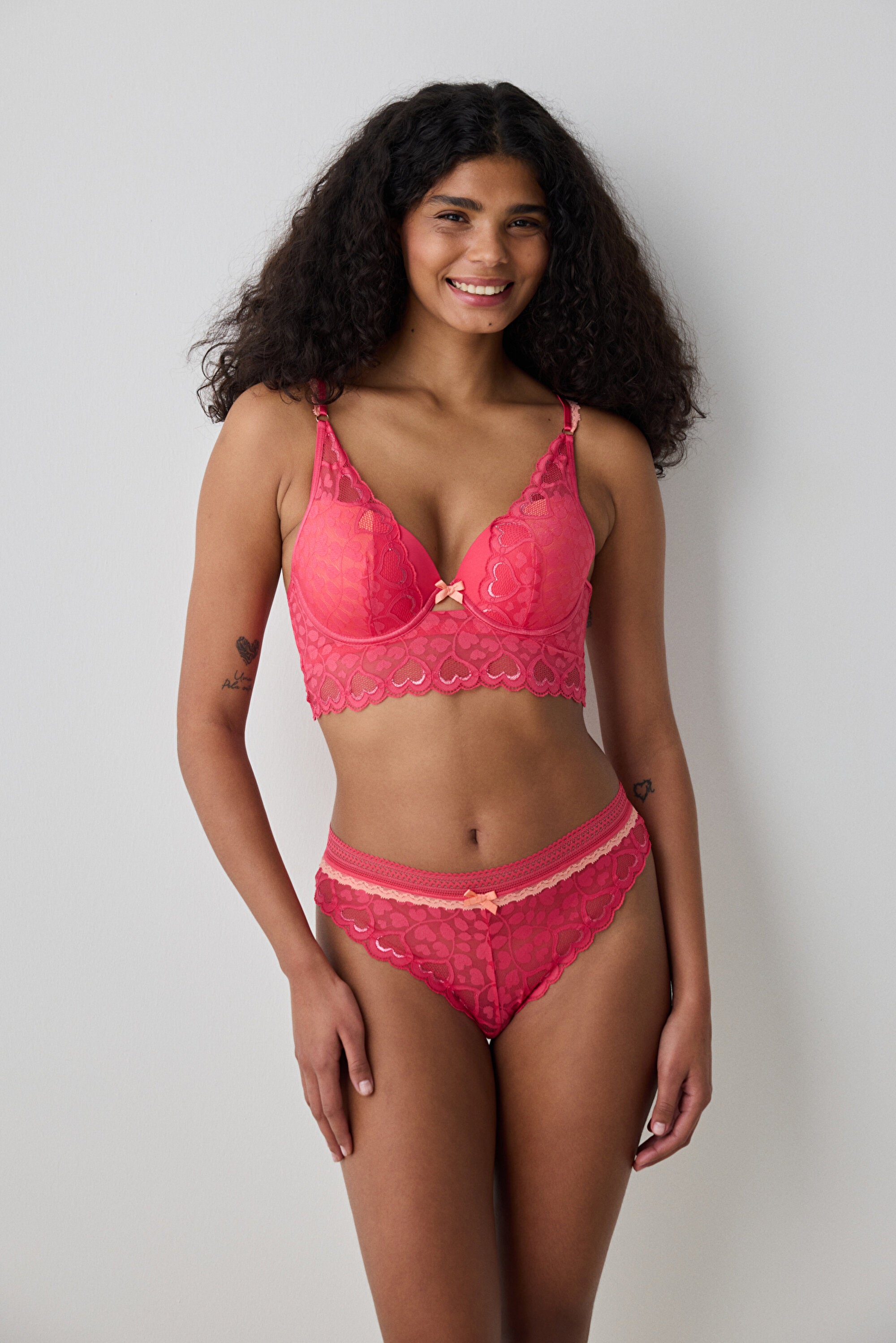 Laluce Broderie Longline Bra - Penti Loves Paris Collection