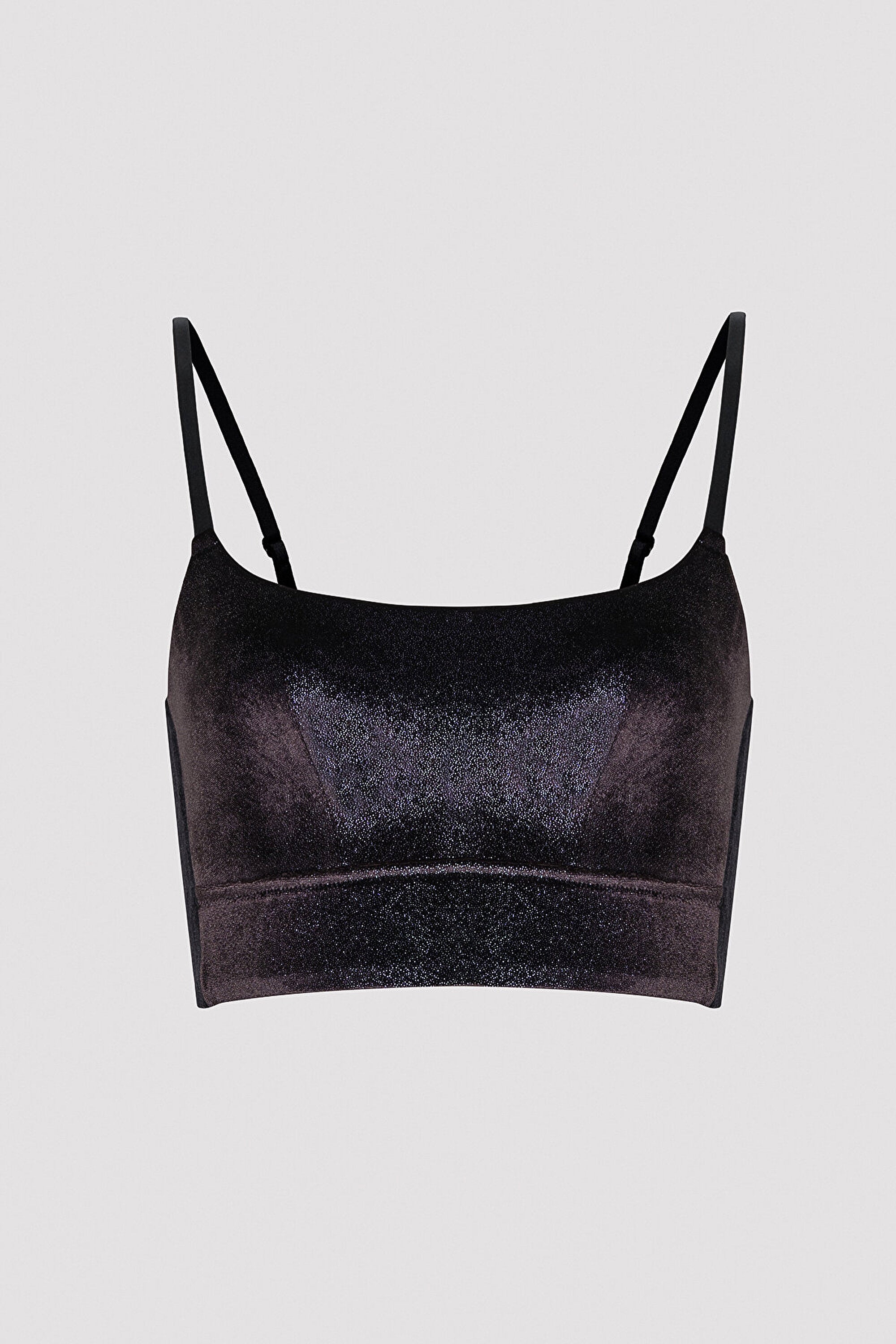 صدرية إيلا باندو