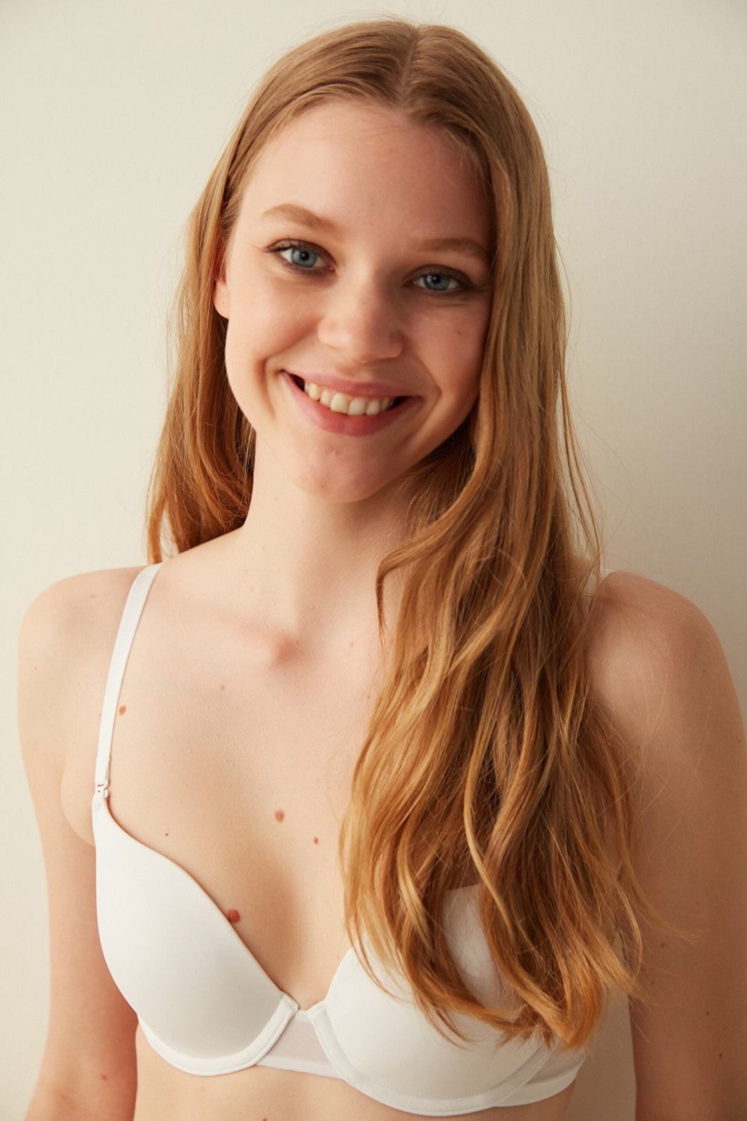 Black Light Underwire Non-Padded Bra