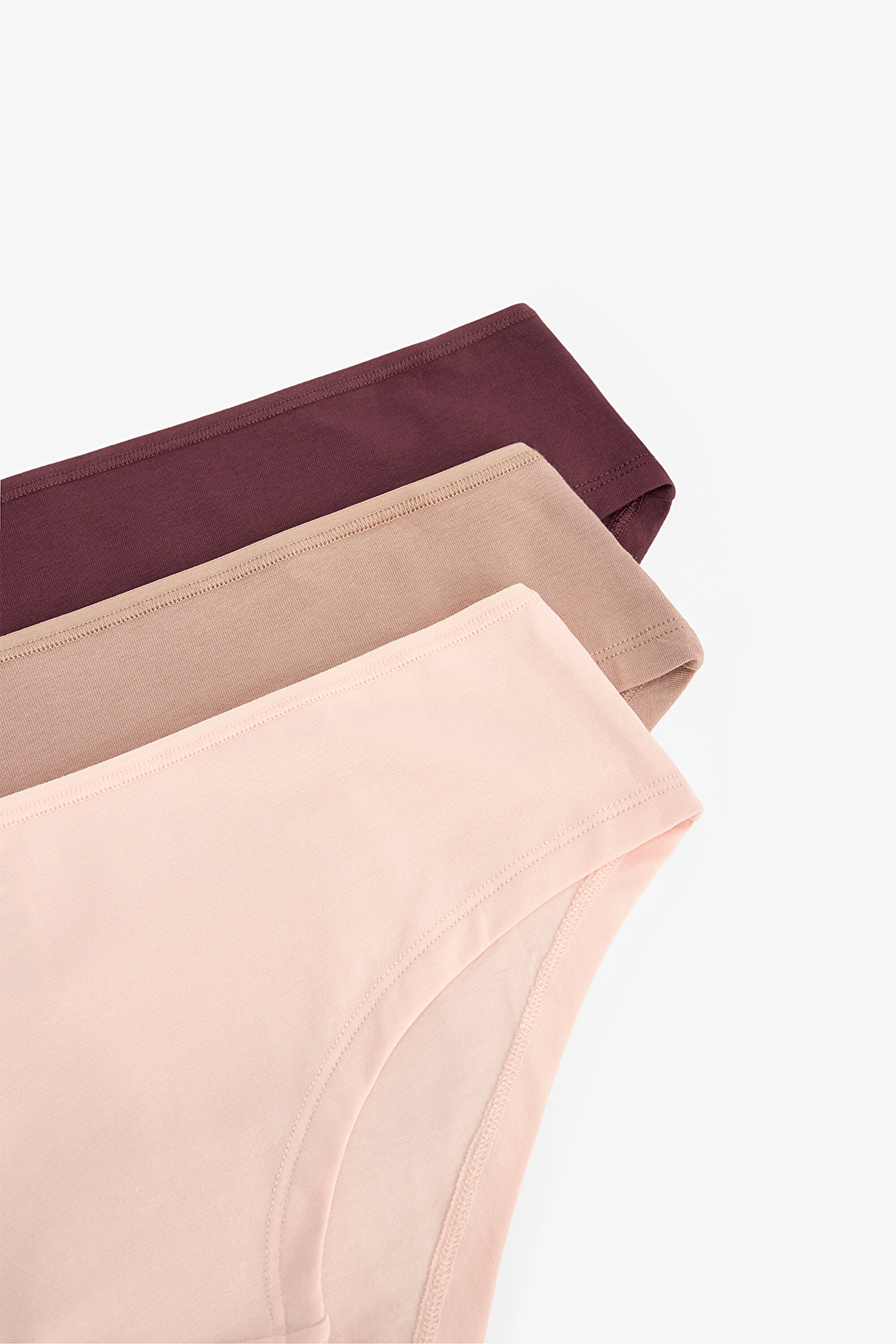 Mixed Color Skin Sense 3-Pack Low Waist Hipster Panties