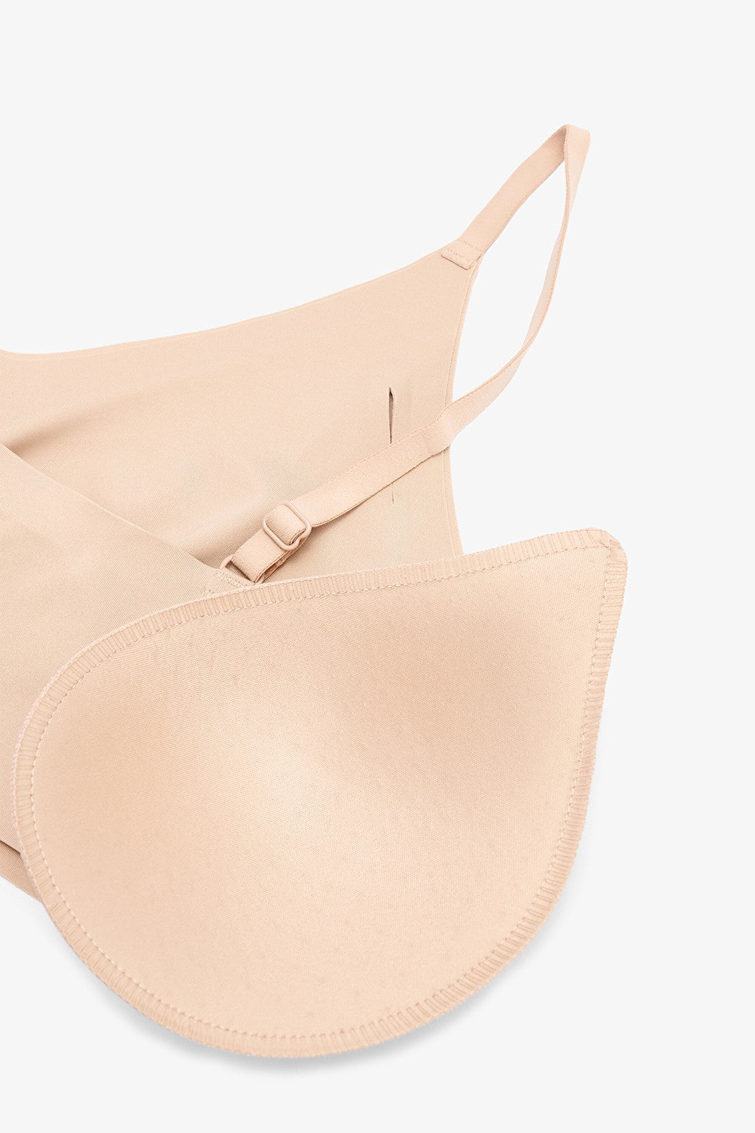 #Izbırakmaz Invisible Beige Seamless Bralette Without Wire