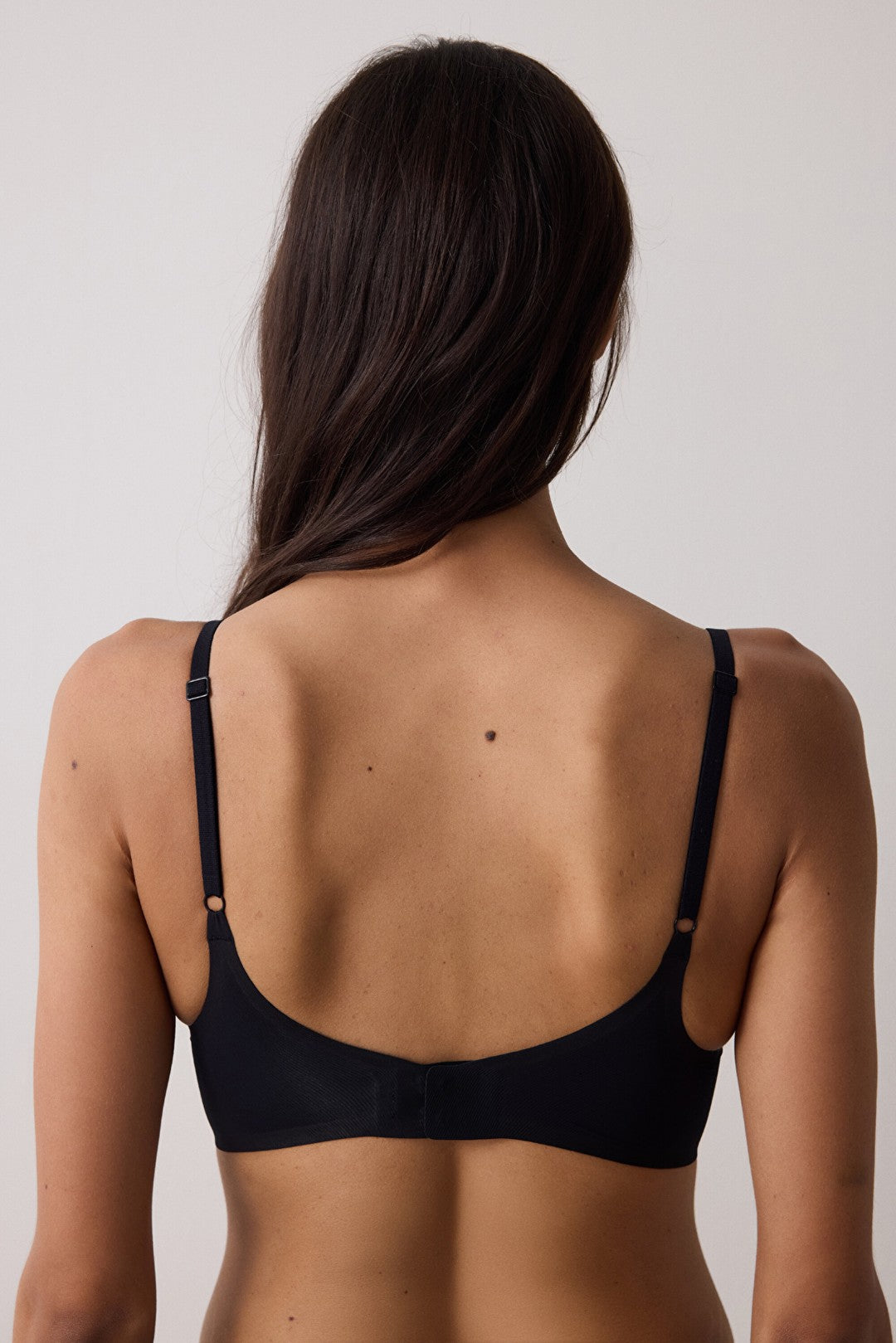 Zero Gram Seamless Non-wired Removable Cup Bra