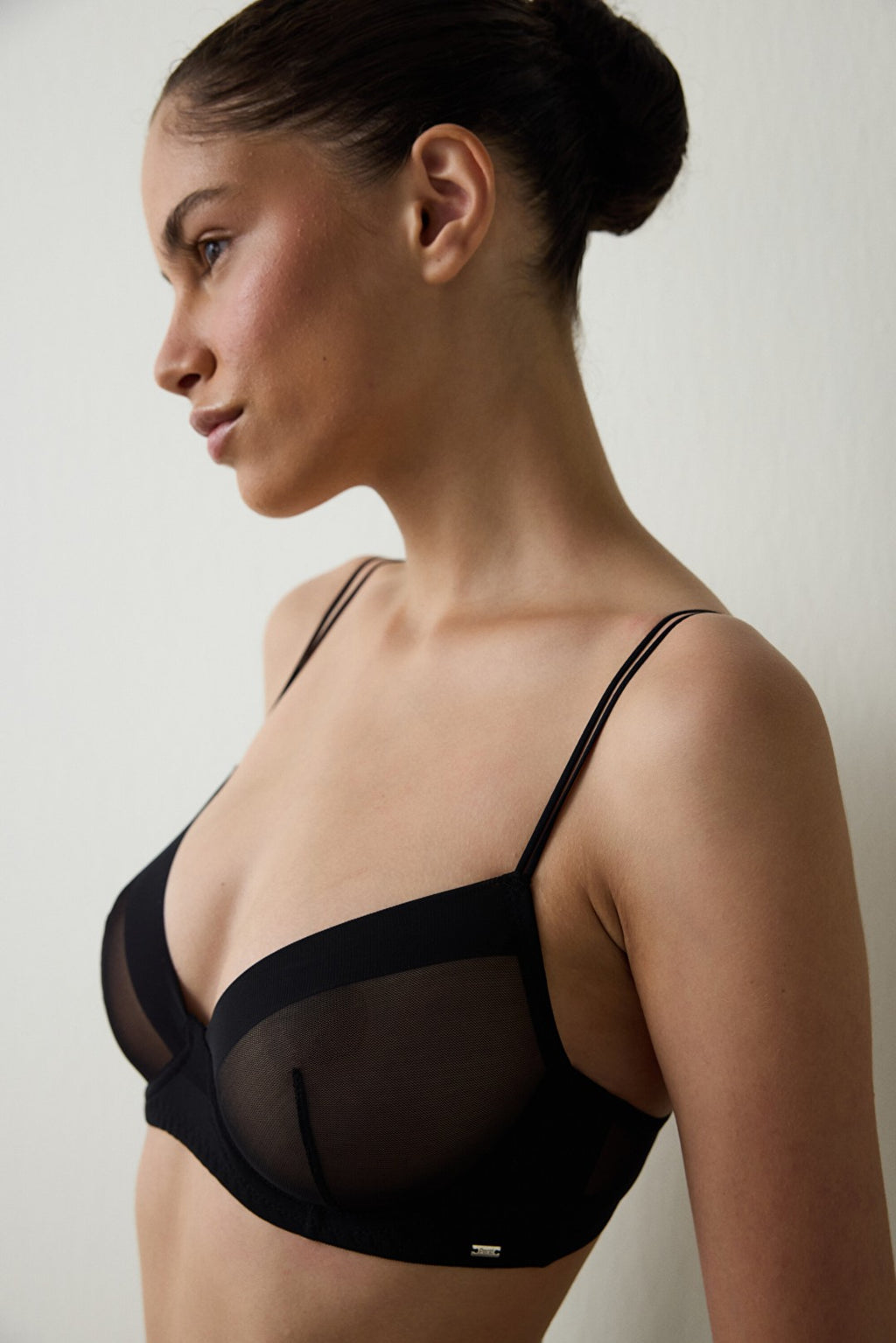 Essentials Underwire Tulle Cupless Bra