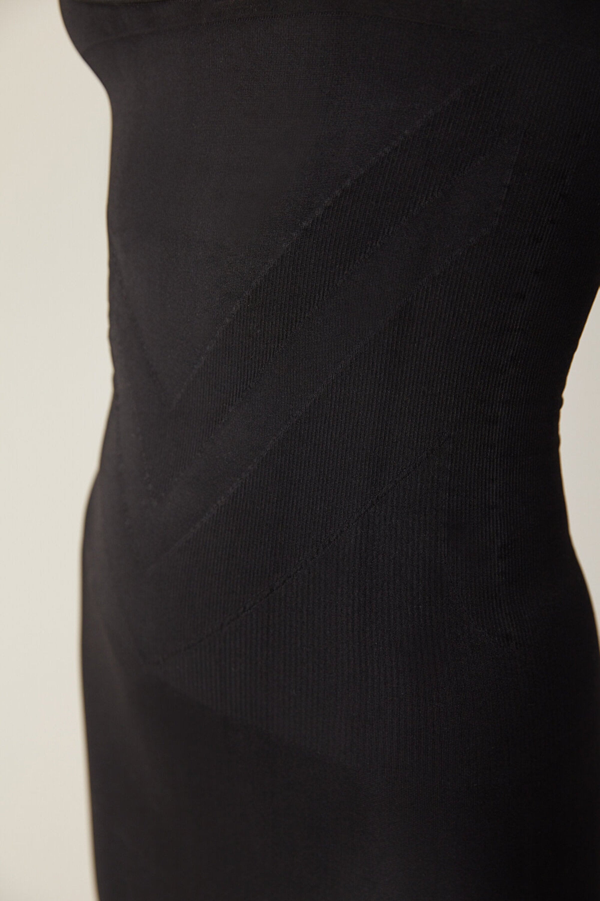 كورسيه فستان بلا درزات