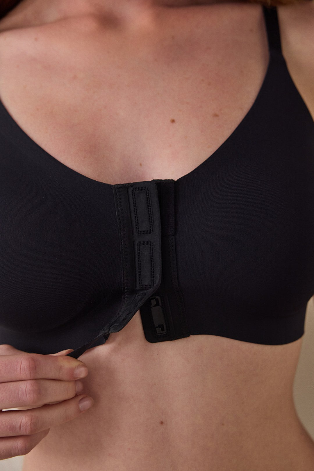 Black Easy Open Front-Opening Wire-Free Triangle Bra