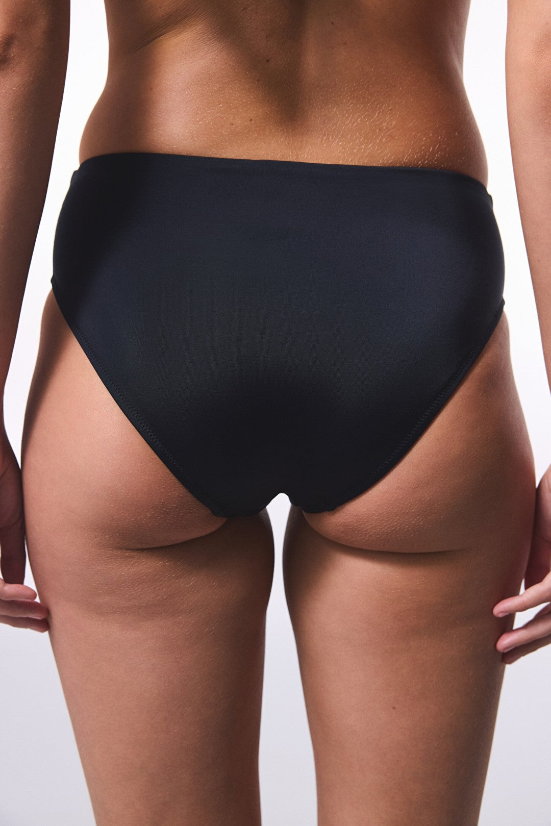 Black New Twist Bikini Bottom