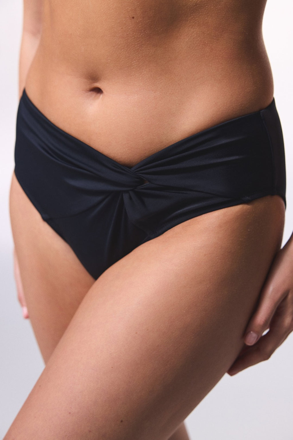 Black New Twist Bikini Bottom