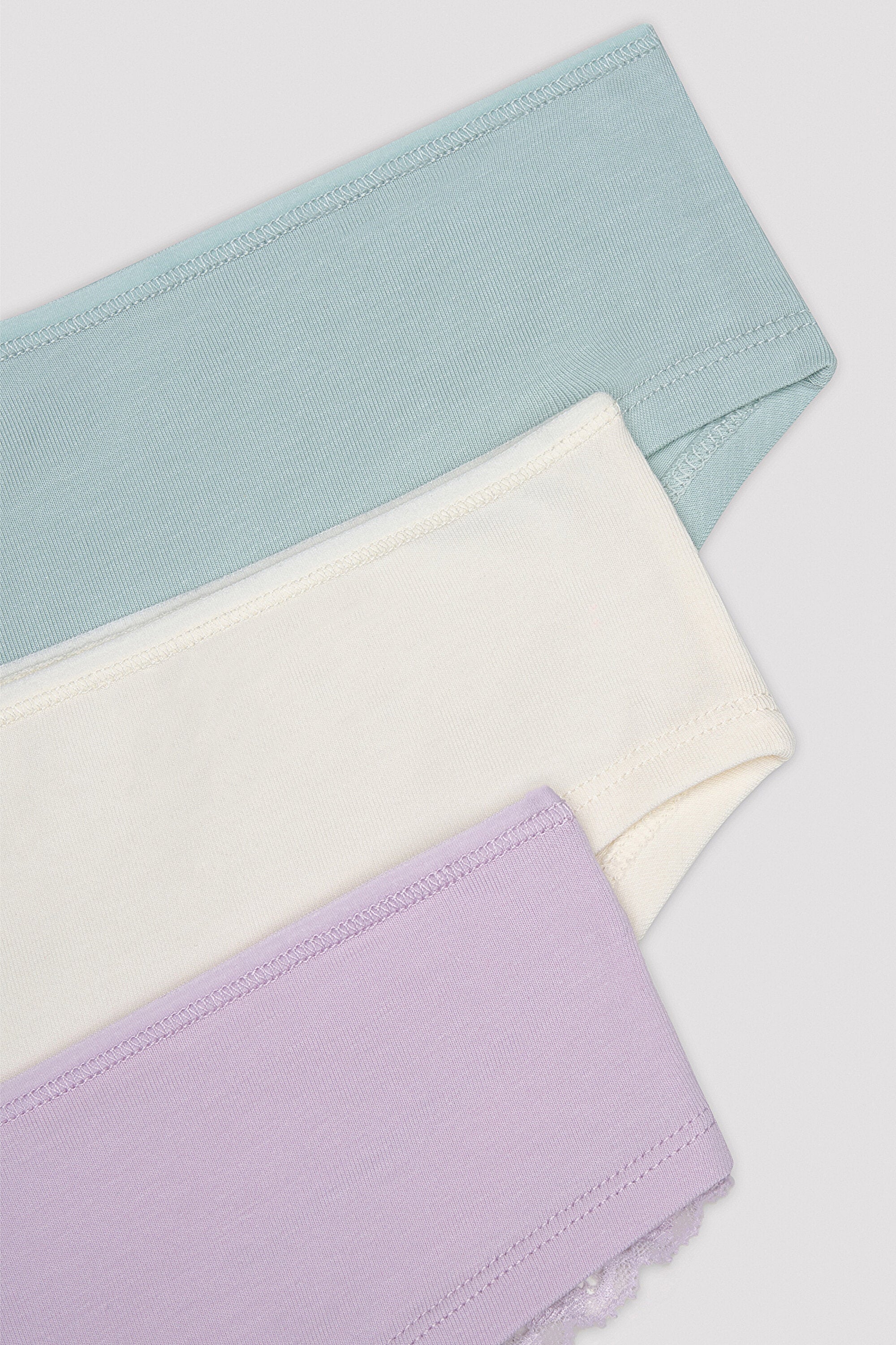 Whisper Lace Detailed 3-Piece Multicolored Hipster Panties