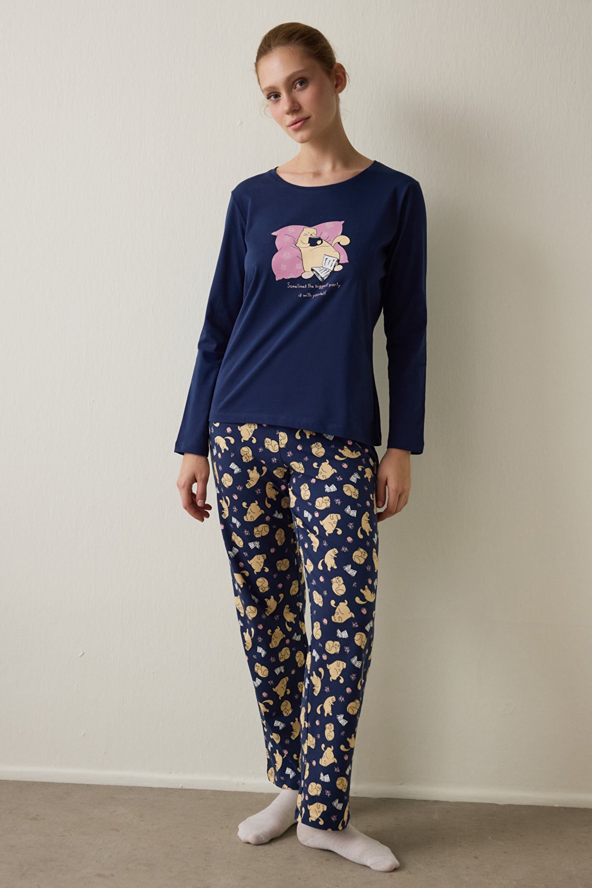 Indigo Sleepy Cat Crew Neck Cotton Long Sleeve Pajama Set