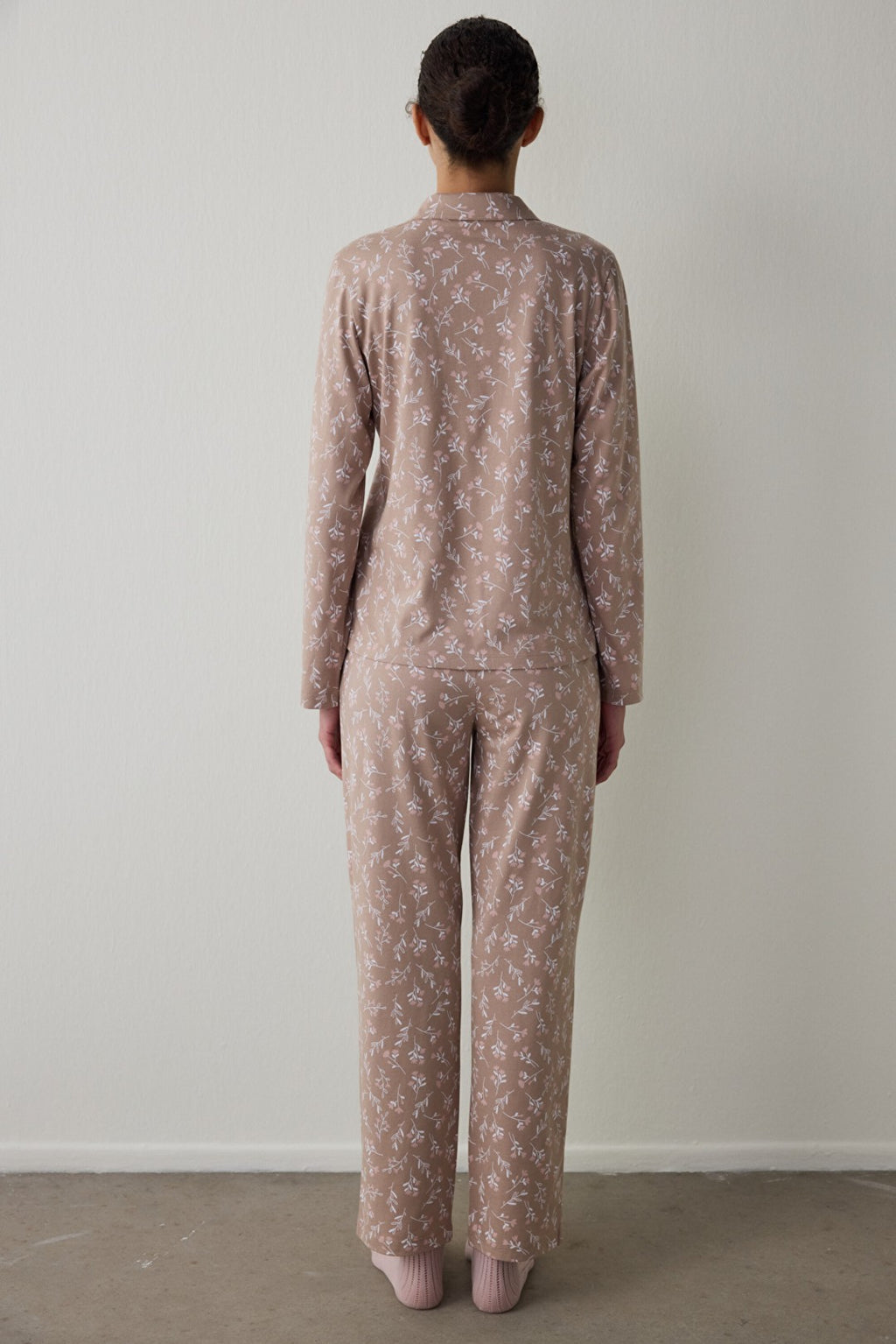 Beige Flower Time Shirt Collar Cotton Long-Sleeve Pajama Set