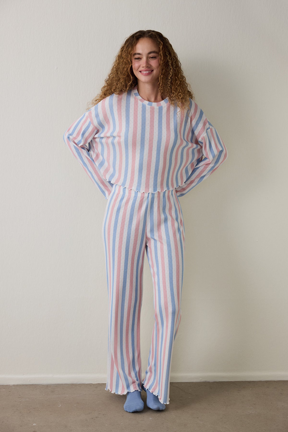 Moonlight Crew Neck Thermal Effect Pajama Set