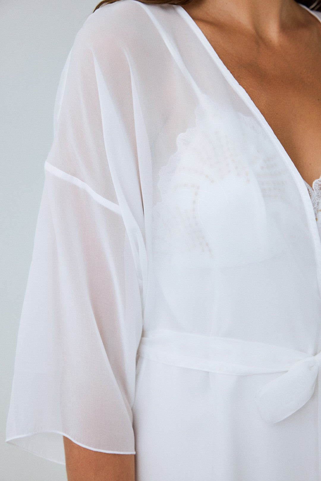 Off White Bridal Charming Short Sleeve Bridal Dressing Gown