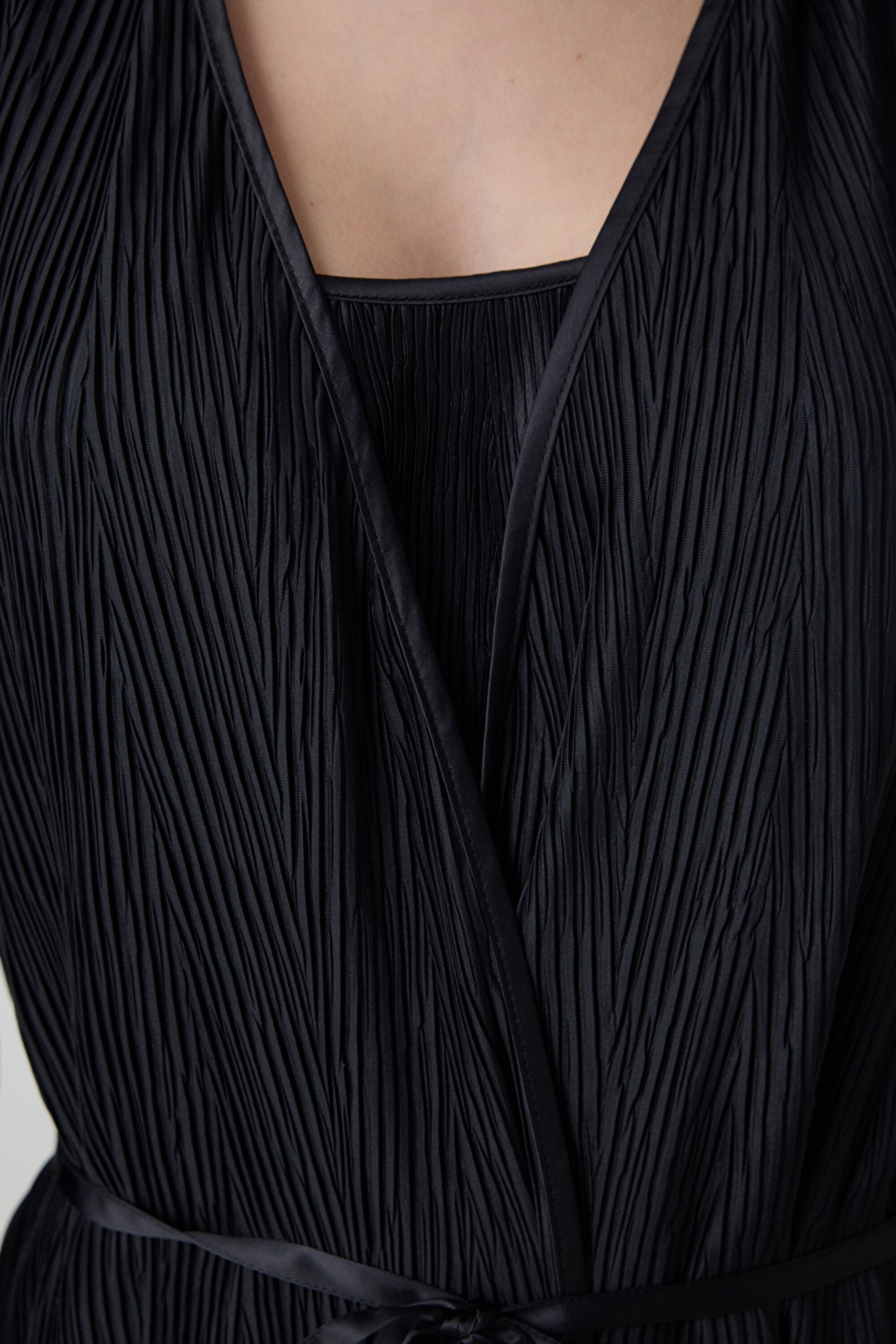 Fleur Black Dressing Gown - Penti Loves Paris Collection