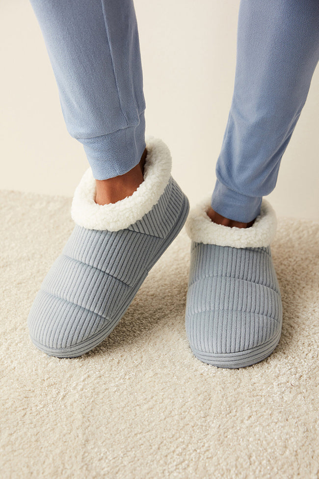 Comfy Brown Liner Socks Hover Image