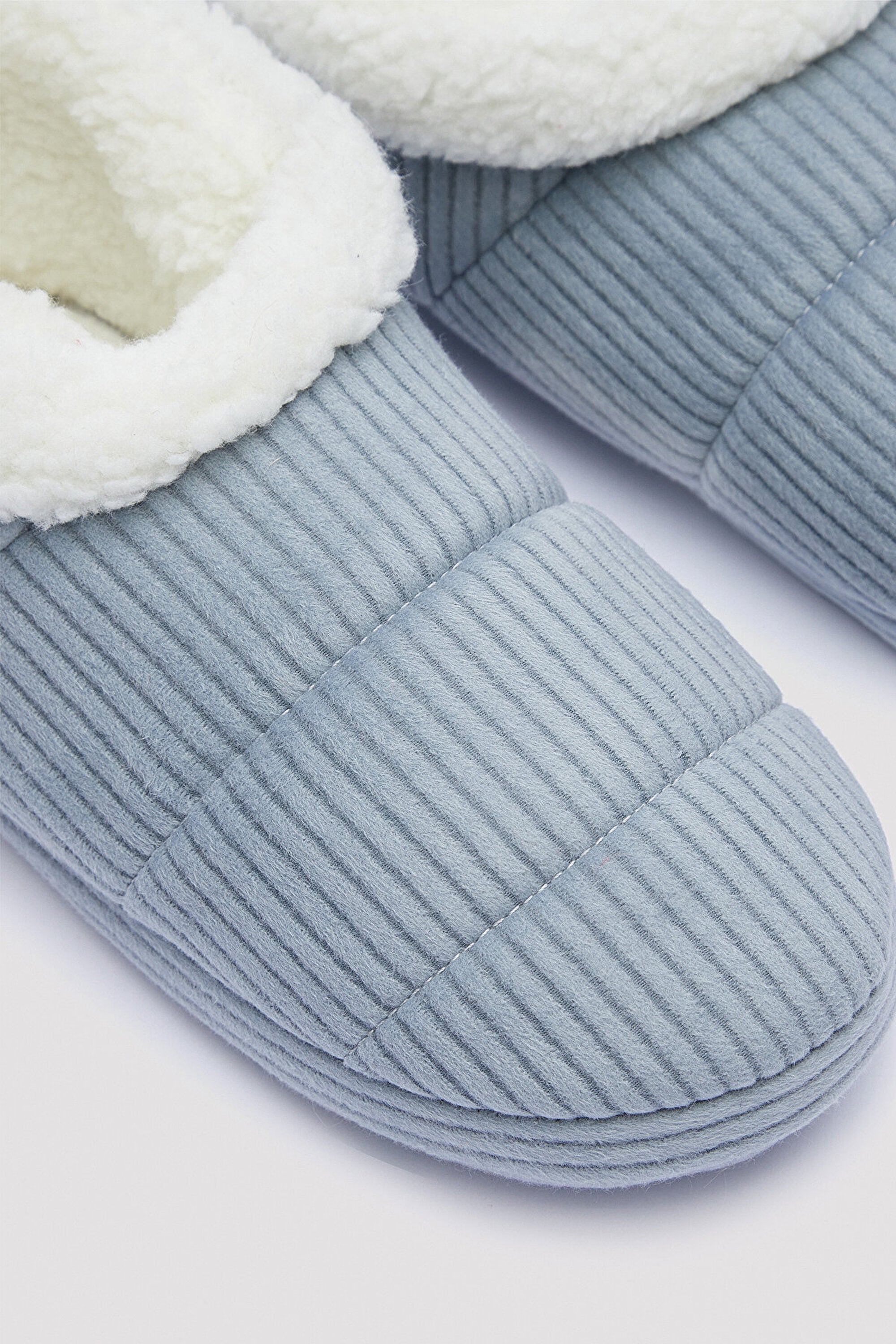 Comfy Brown Liner Socks