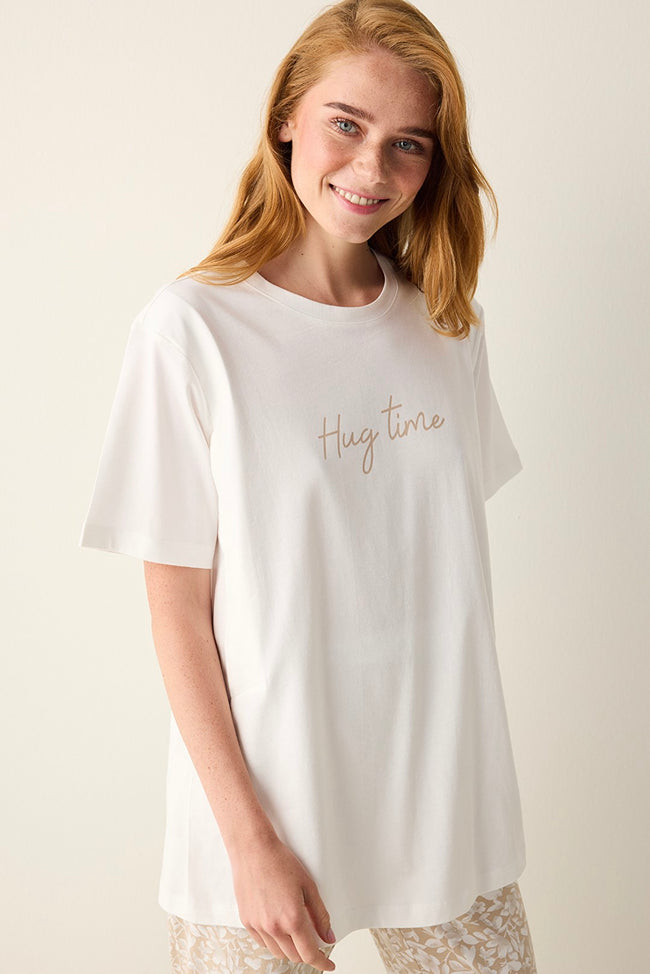 Mama Hug Time T-Shirt White Pajama Top Hover Image