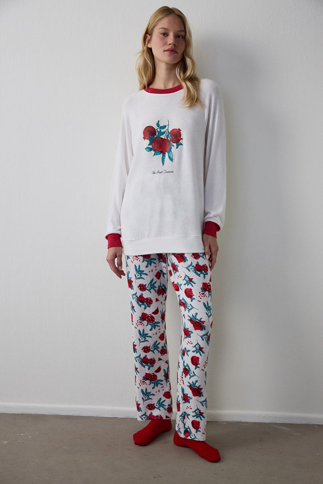 Off-White Best Season New Year Print Crew Neck Thermal Pajama Top Main Image