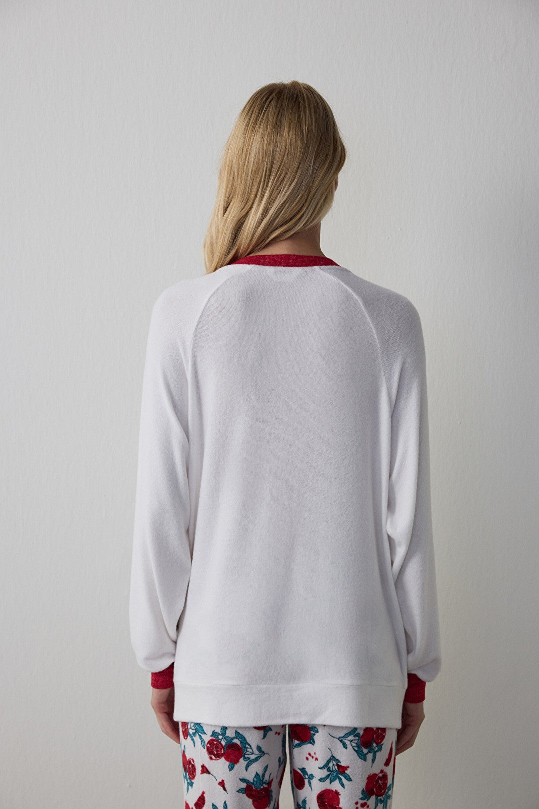 Off-White Best Season New Year Print Crew Neck Thermal Pajama Top